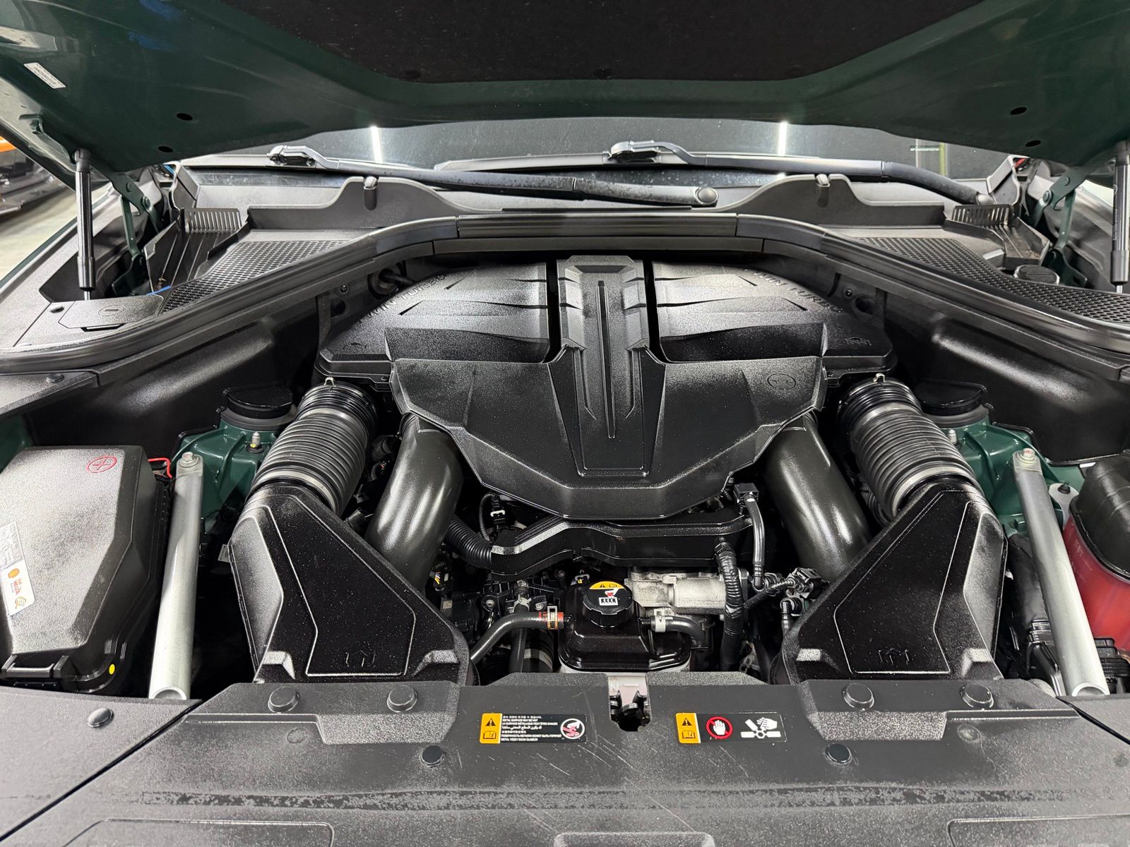 2023 Genesis GV80 thumbnail 27