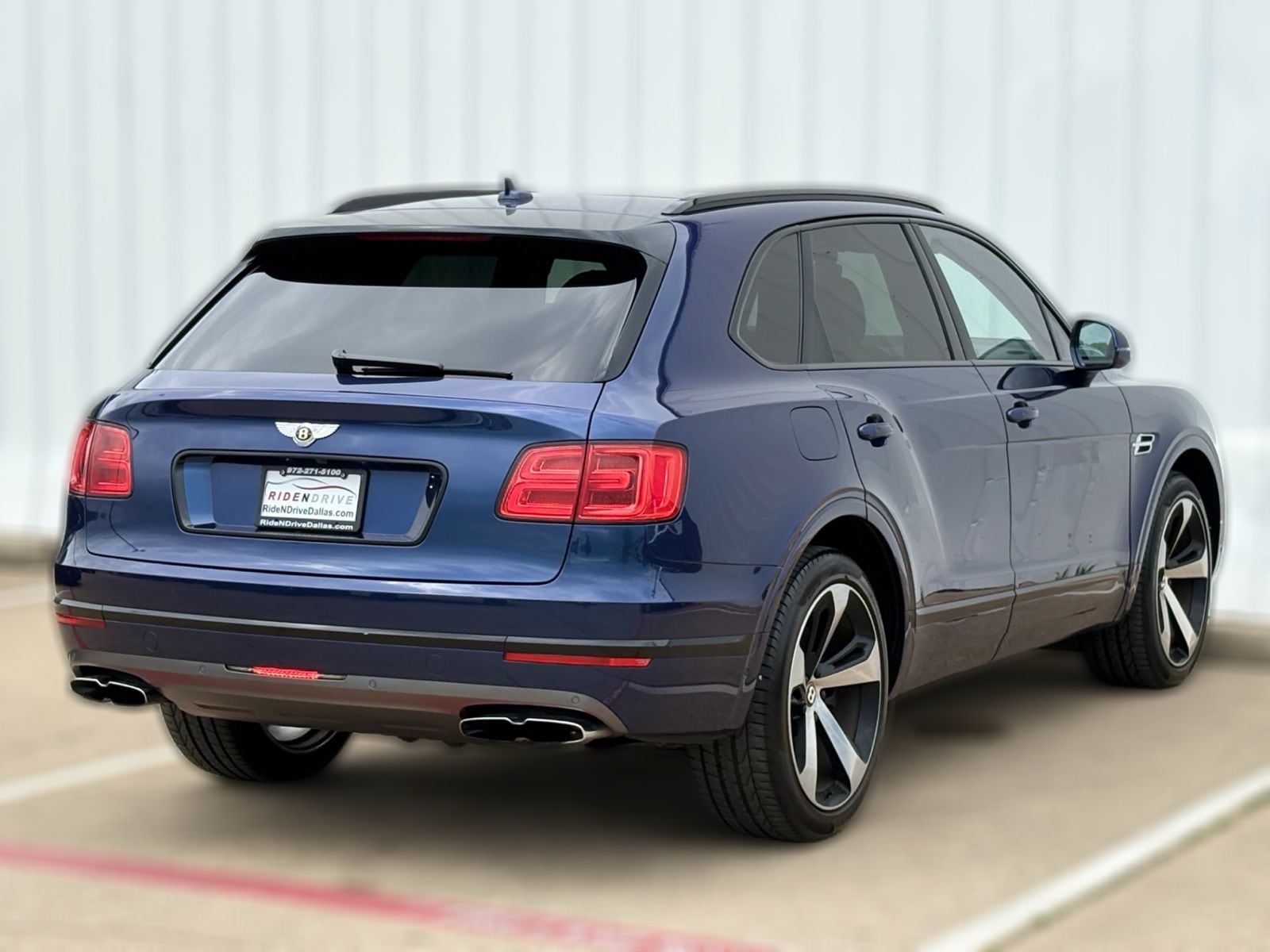2019 Bentley Bentayga thumbnail 8