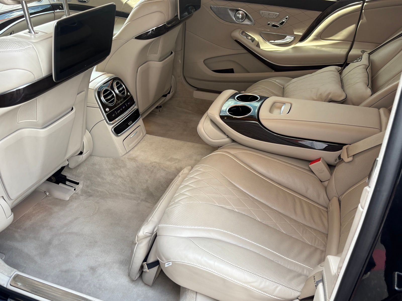 2020 Mercedes-Benz Maybach S 650 thumbnail 45