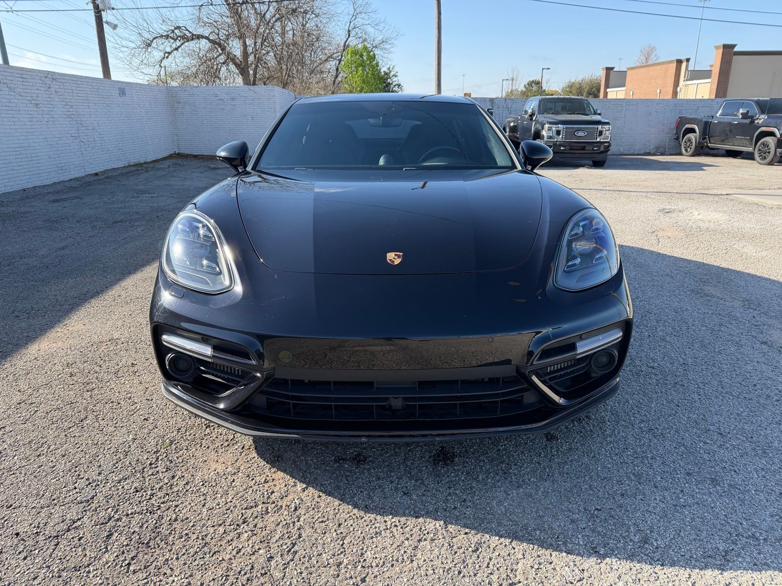 2017 Porsche Panamera thumbnail 11