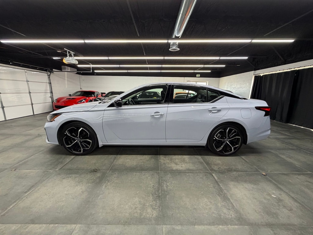 Used 2024 Nissan Altima 2.5 SR Sedan