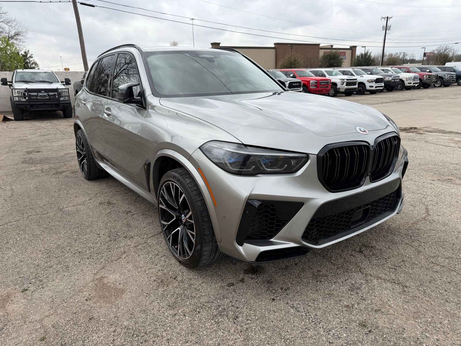 2022 BMW X5 M thumbnail 10