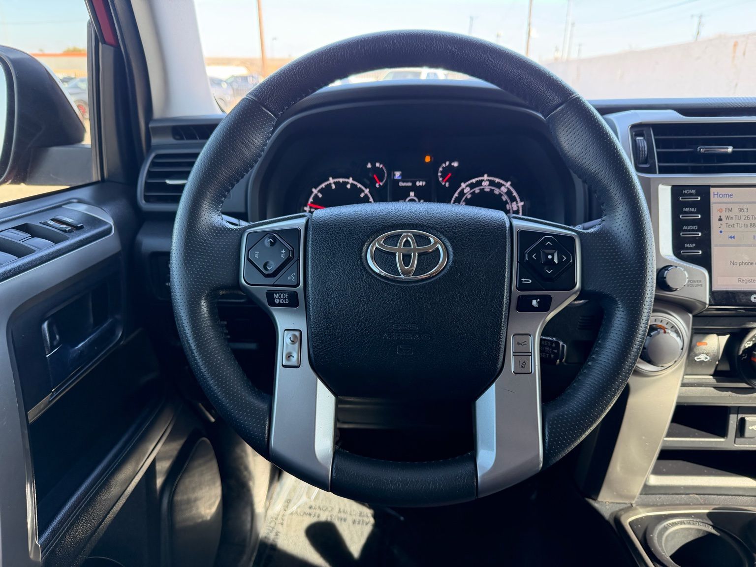 2020 Toyota 4Runner thumbnail 14
