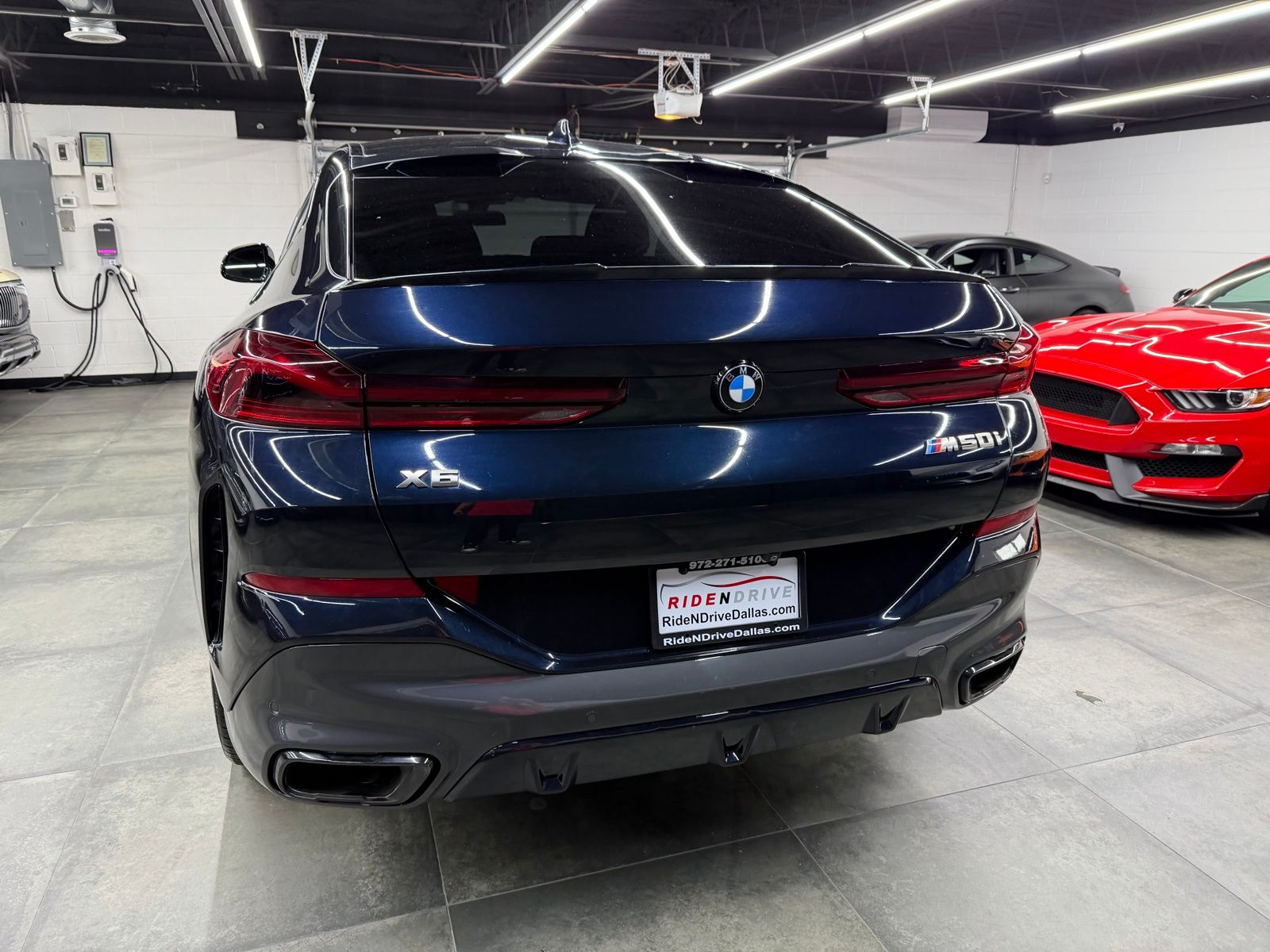 2021 BMW X6 thumbnail 6