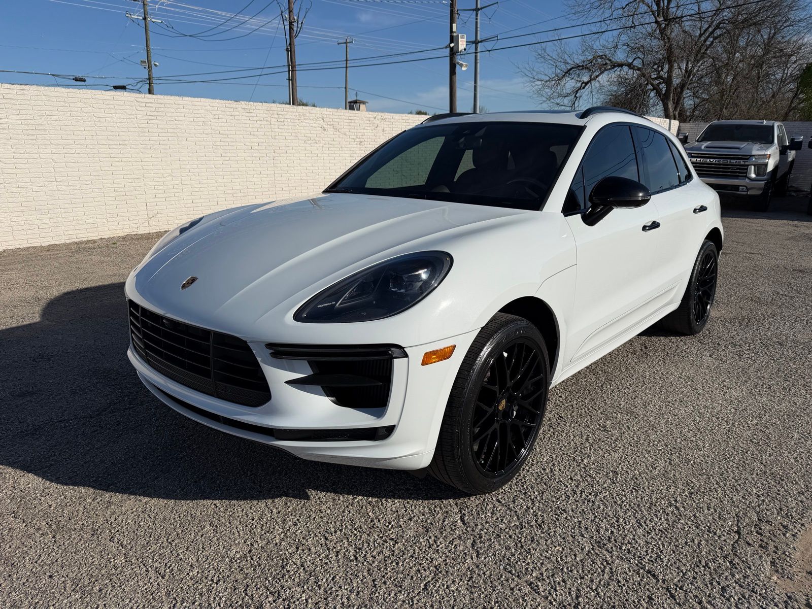 2021 Porsche Macan - Image 1