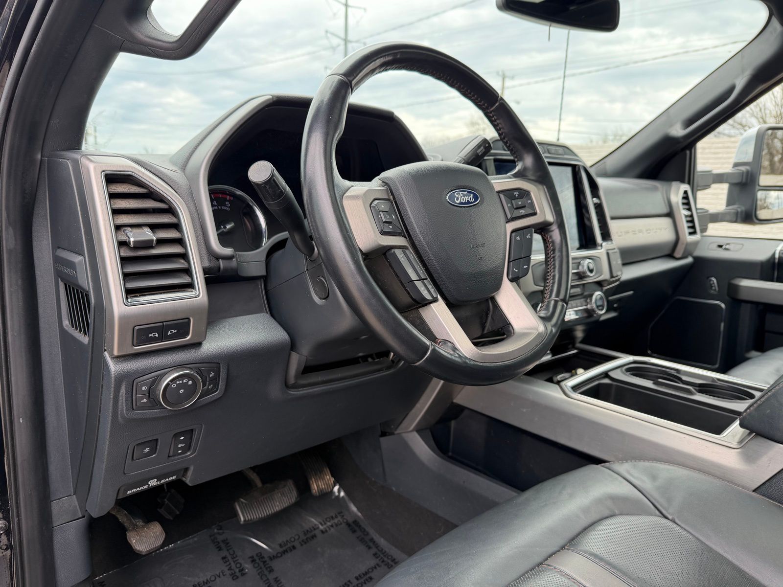 2022 Ford F-350 thumbnail 17