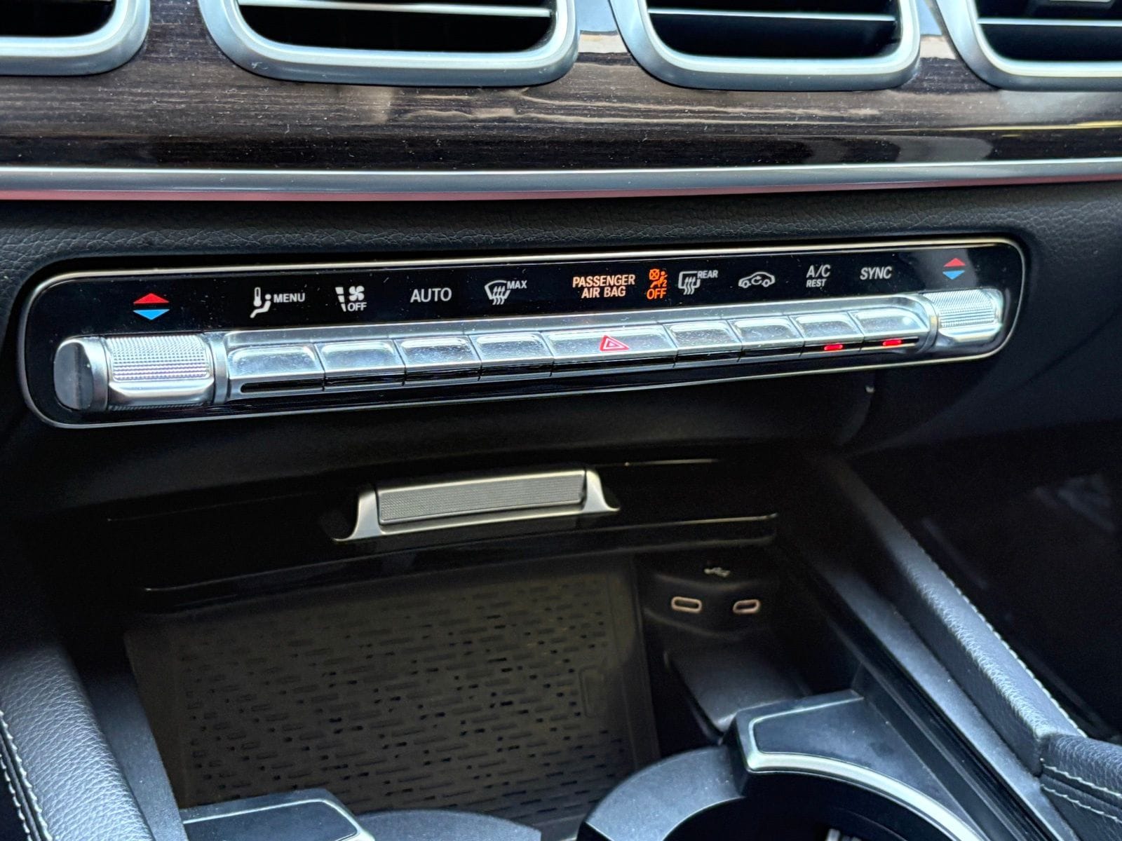 2024 Mercedes-Benz GLS Base - Photo 23