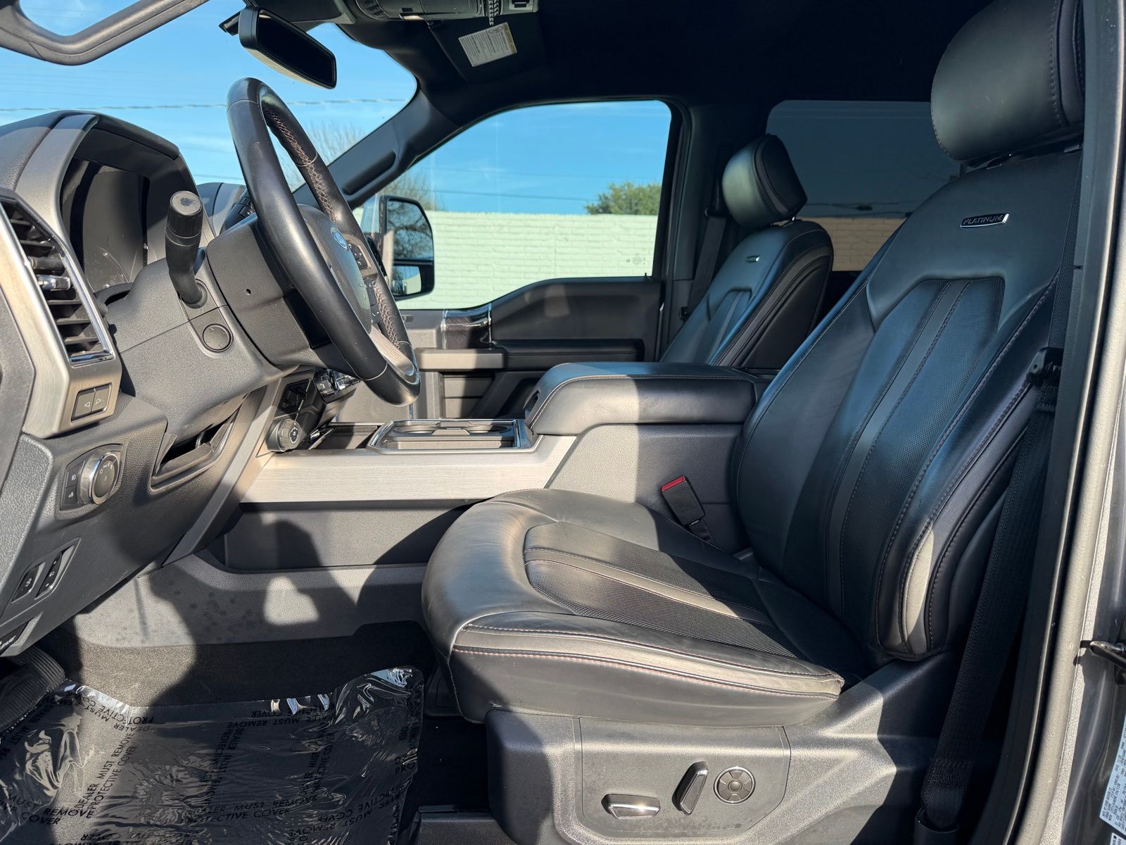 2022 Ford F-250 thumbnail 19