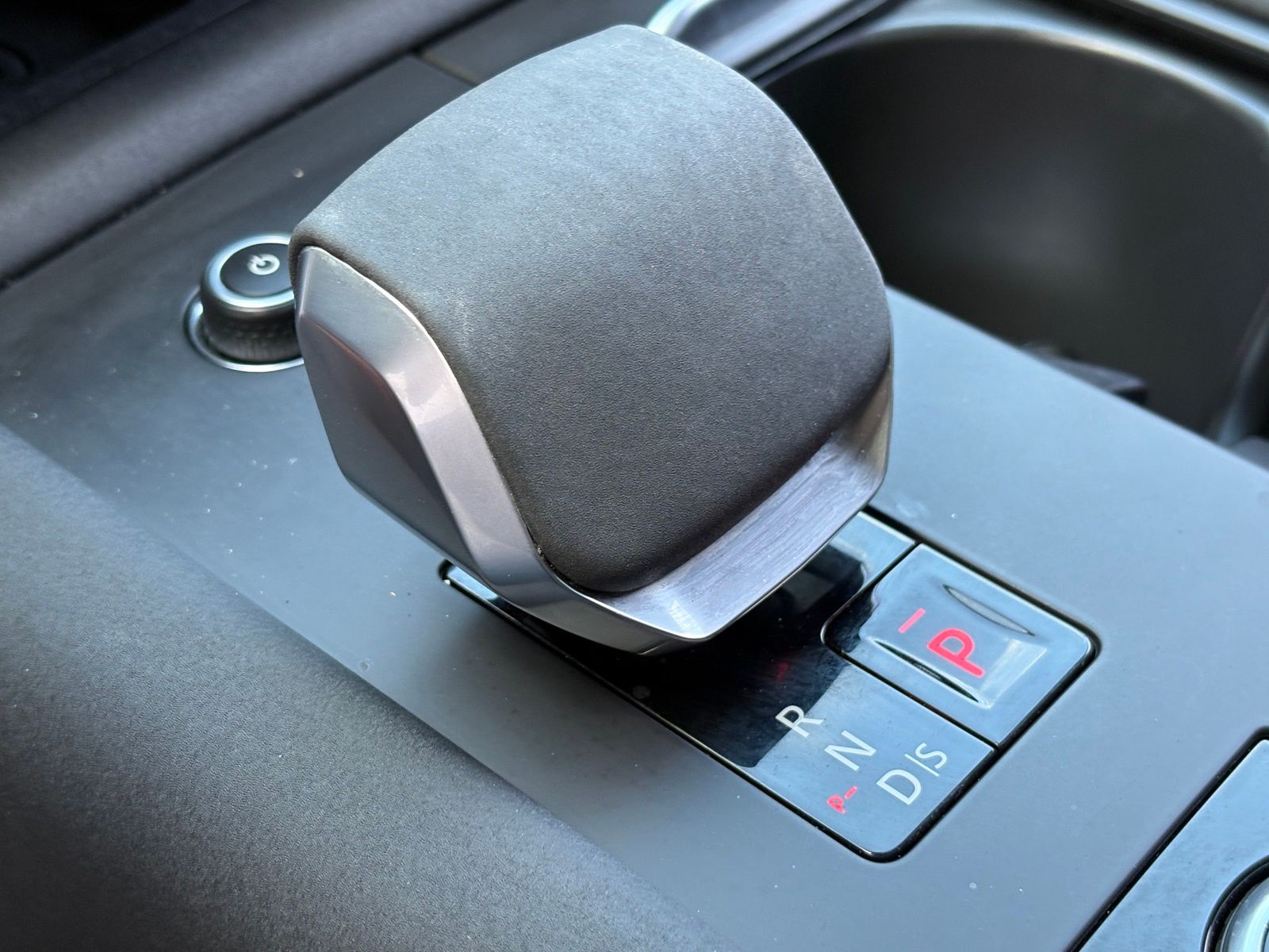 2024 Land Rover Discovery Metropolitan Edition - Photo 23