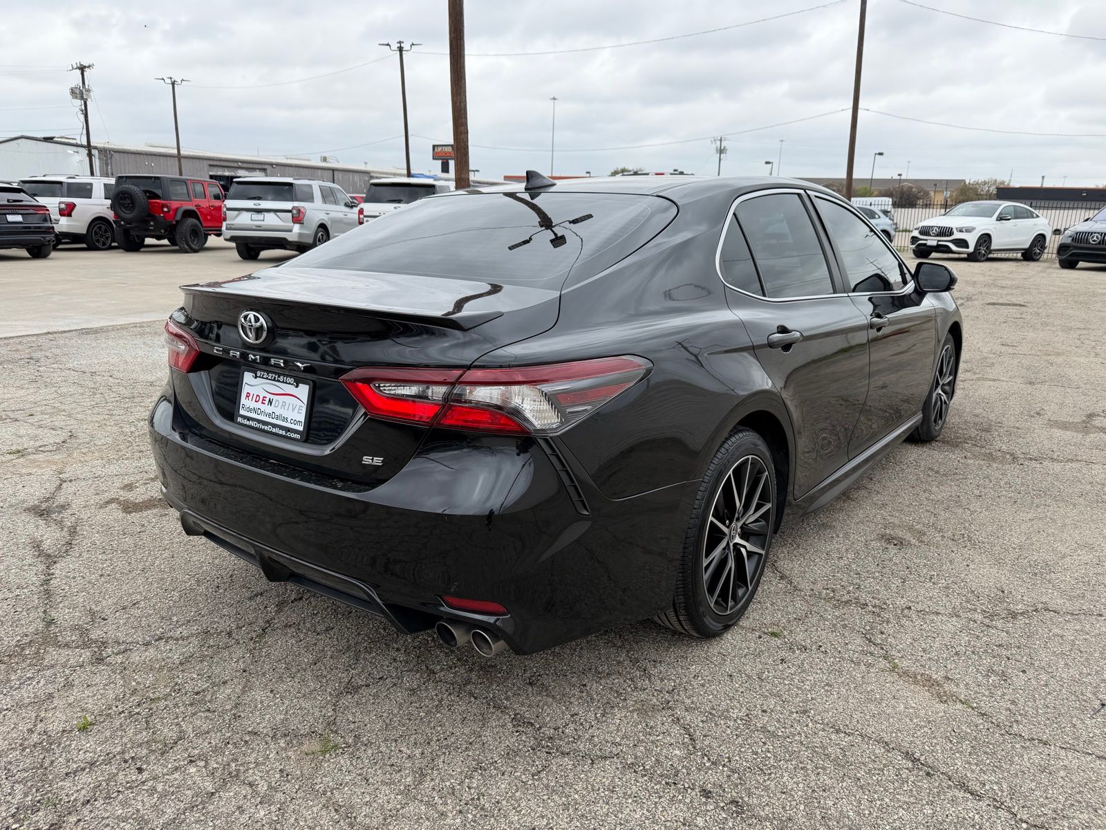 2021 Toyota Camry thumbnail 8
