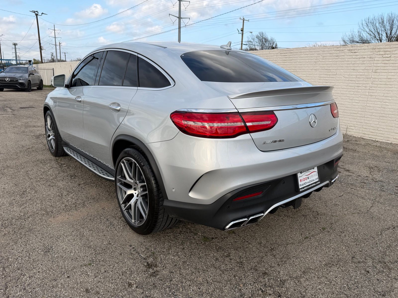 2019 Mercedes-Benz AMG GLE 63 thumbnail 5
