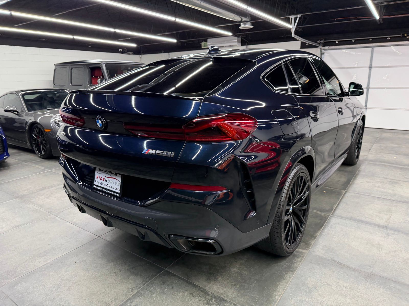 2021 BMW X6 thumbnail 8