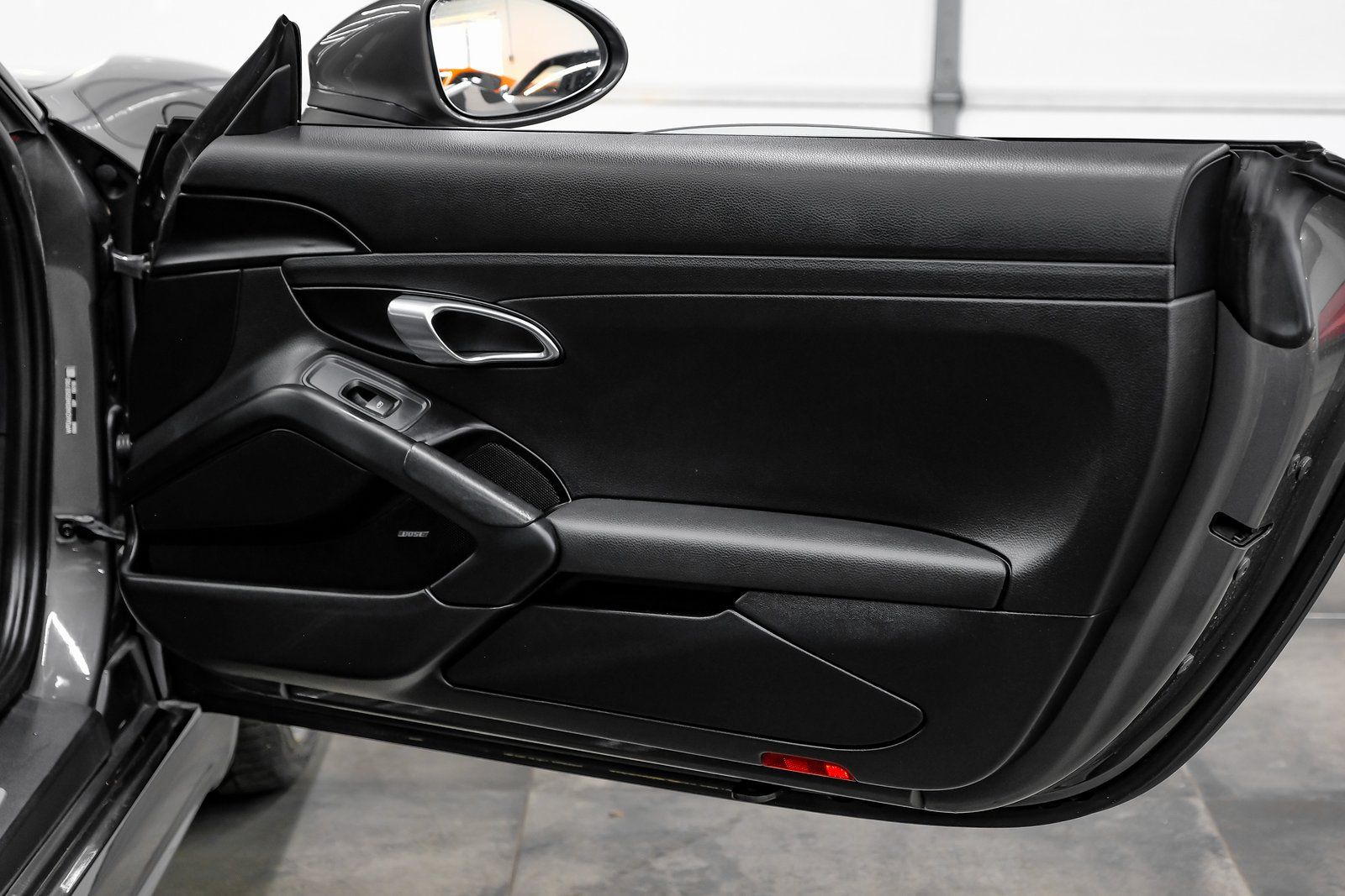 2022 Porsche 718 Cayman thumbnail 45