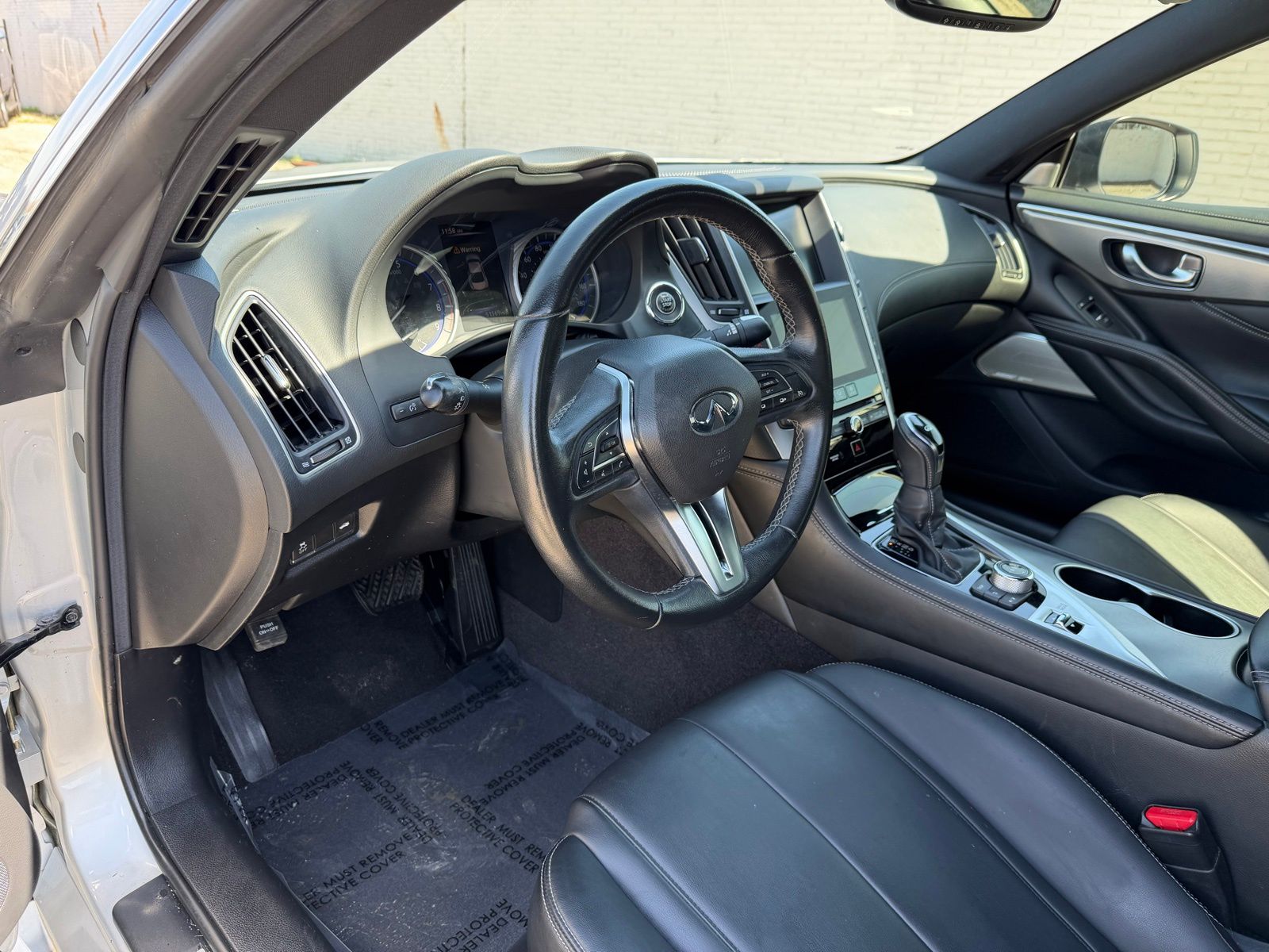 2018 INFINITI Q60 thumbnail 19