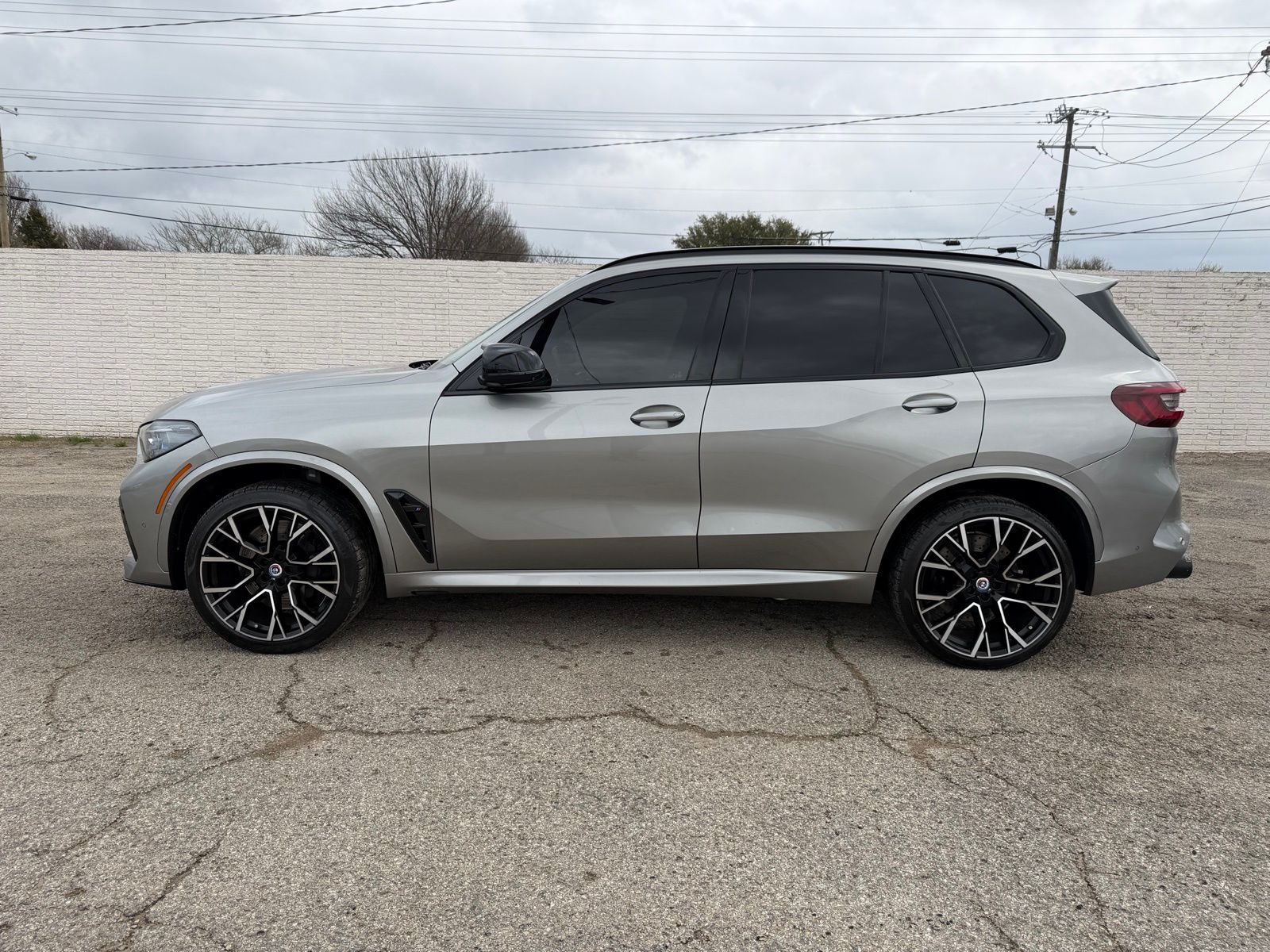 2022 BMW X5 M - Image 3