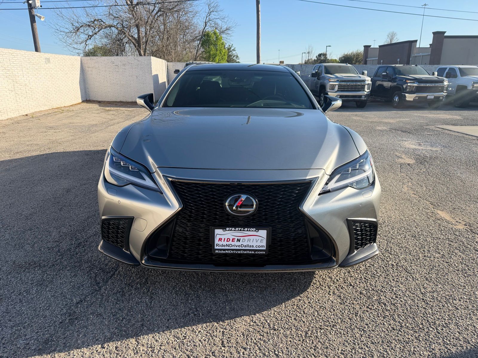 2023 Lexus LS 500 thumbnail 11