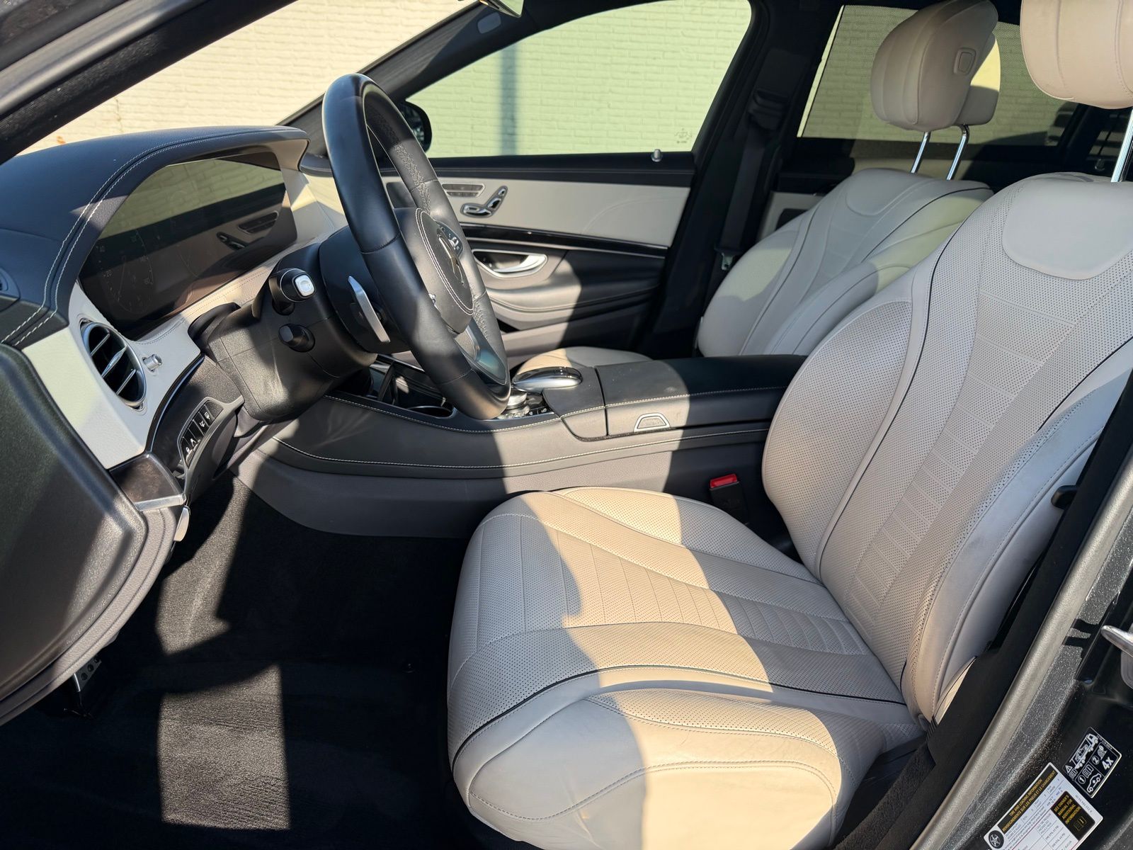 2020 Mercedes-Benz S-Class thumbnail 21