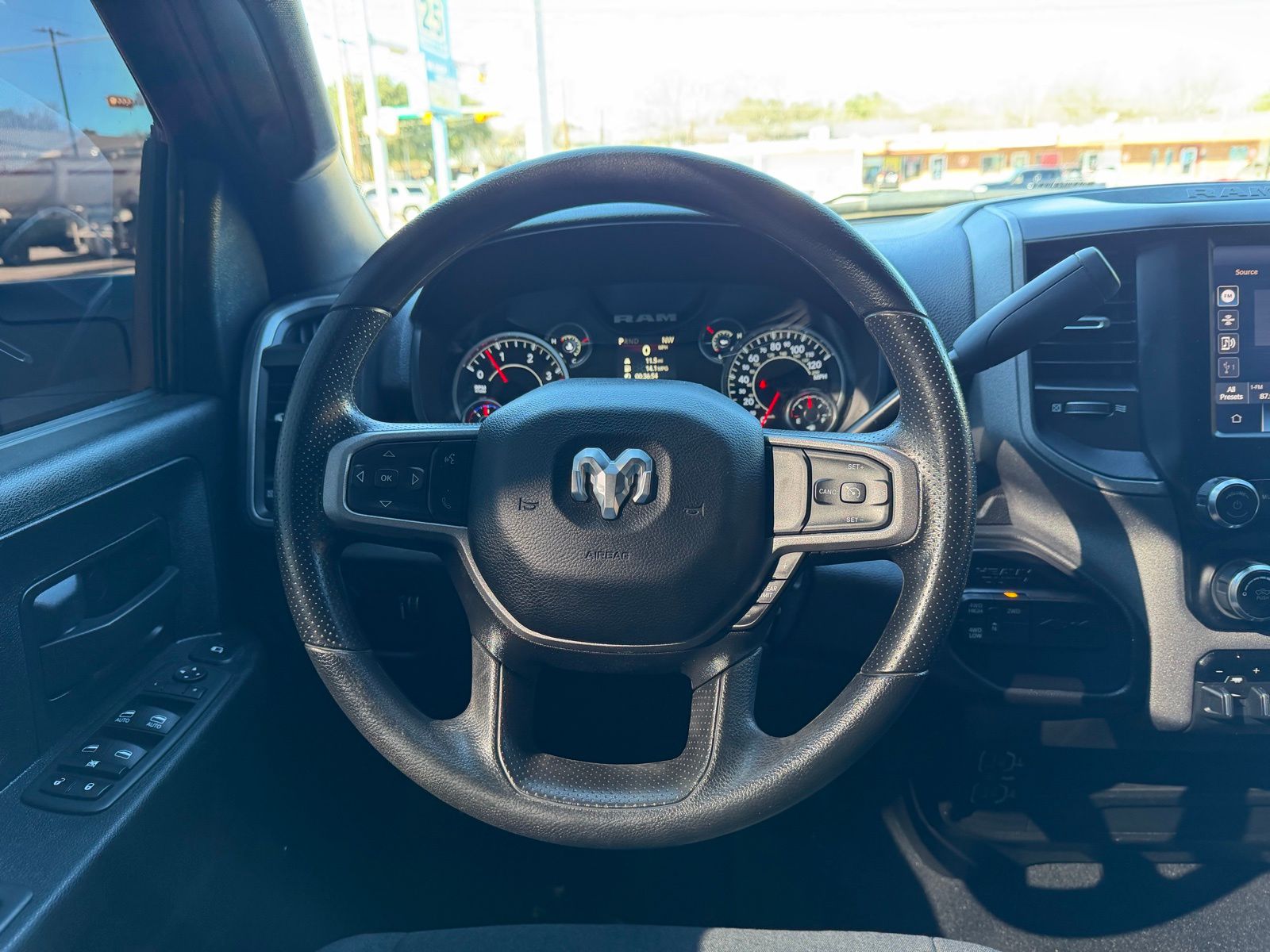 2024 Ram 2500 thumbnail 14