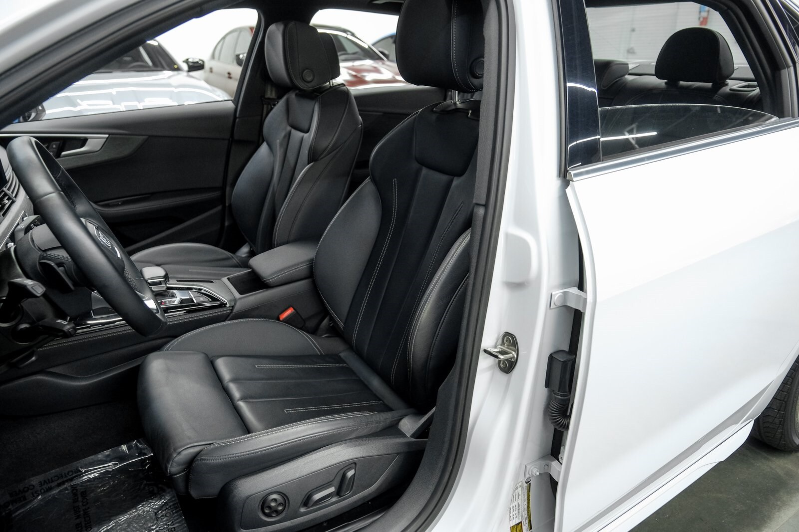 2024 Audi A4 45 S line Premium Plus photo 4