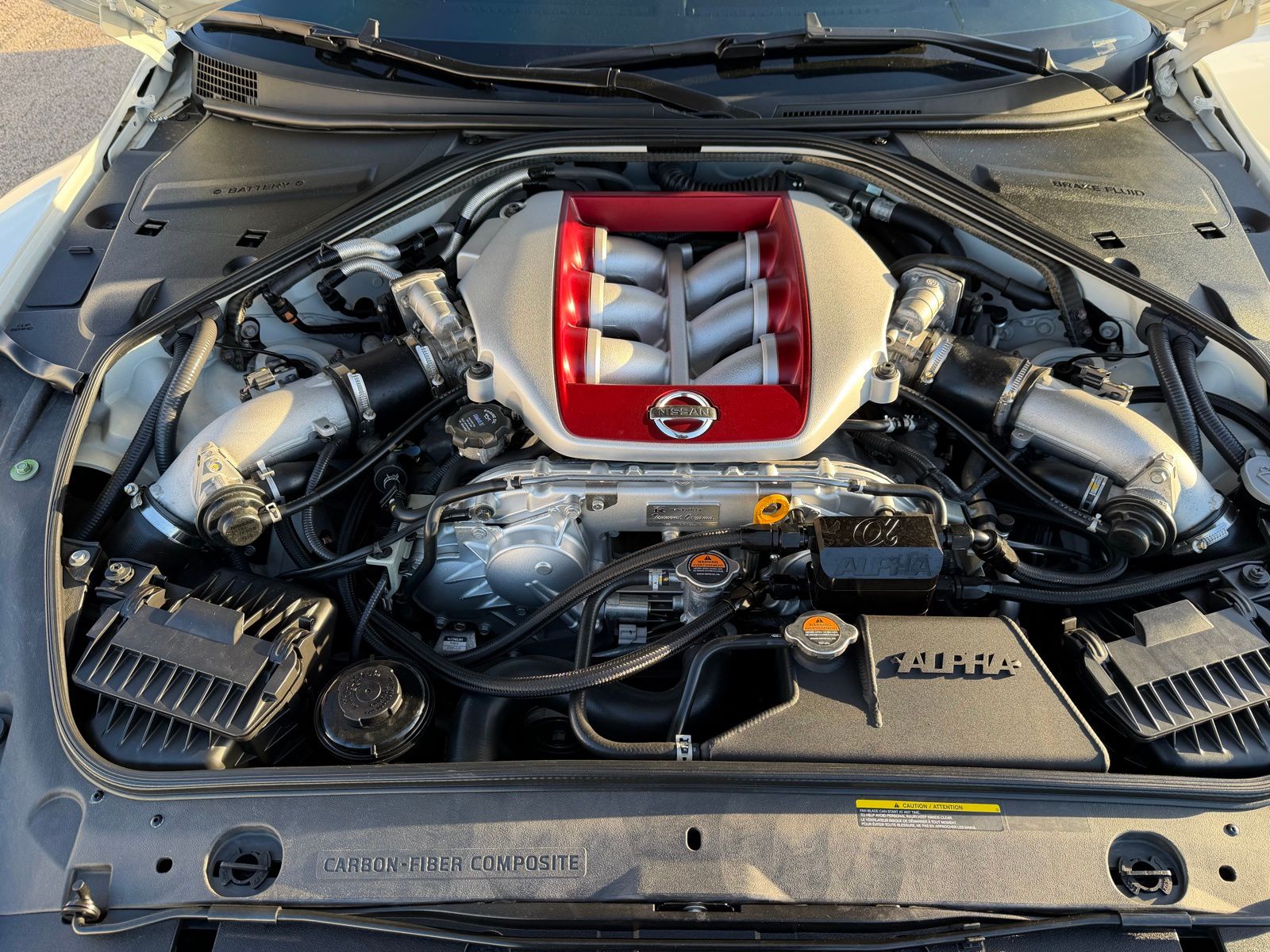 2015 Nissan GT-R thumbnail 27