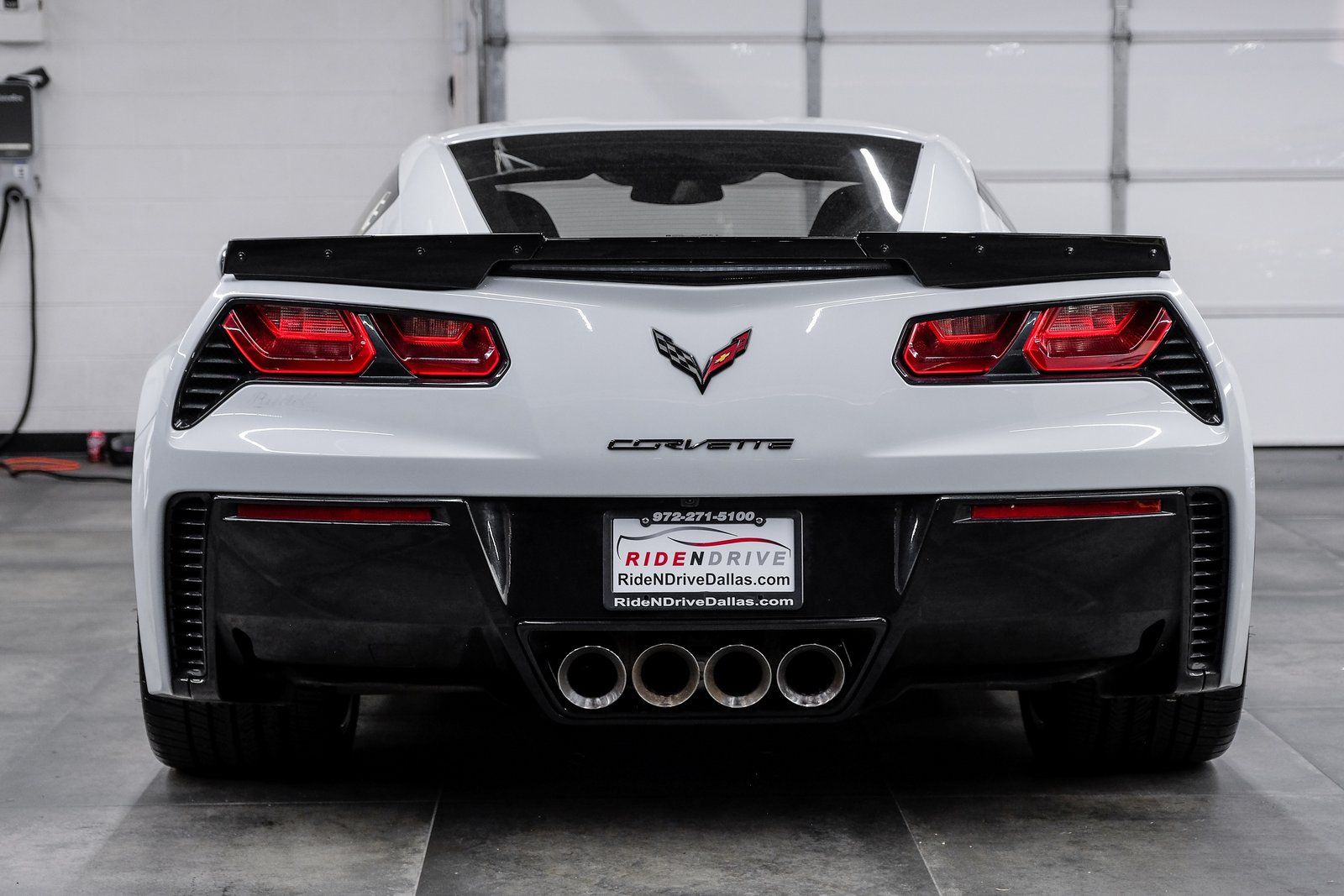 2018 Chevrolet Corvette 3LT - Photo 16