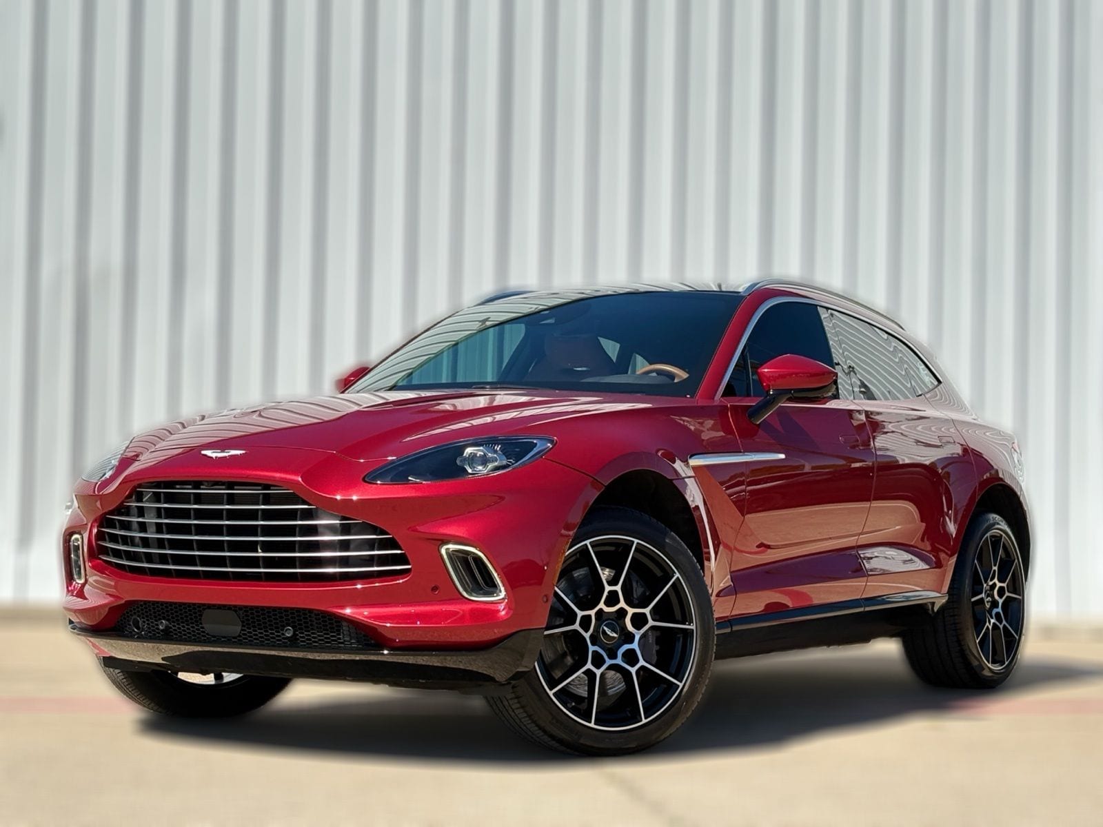 2021 Aston Martin DBX - Image 2