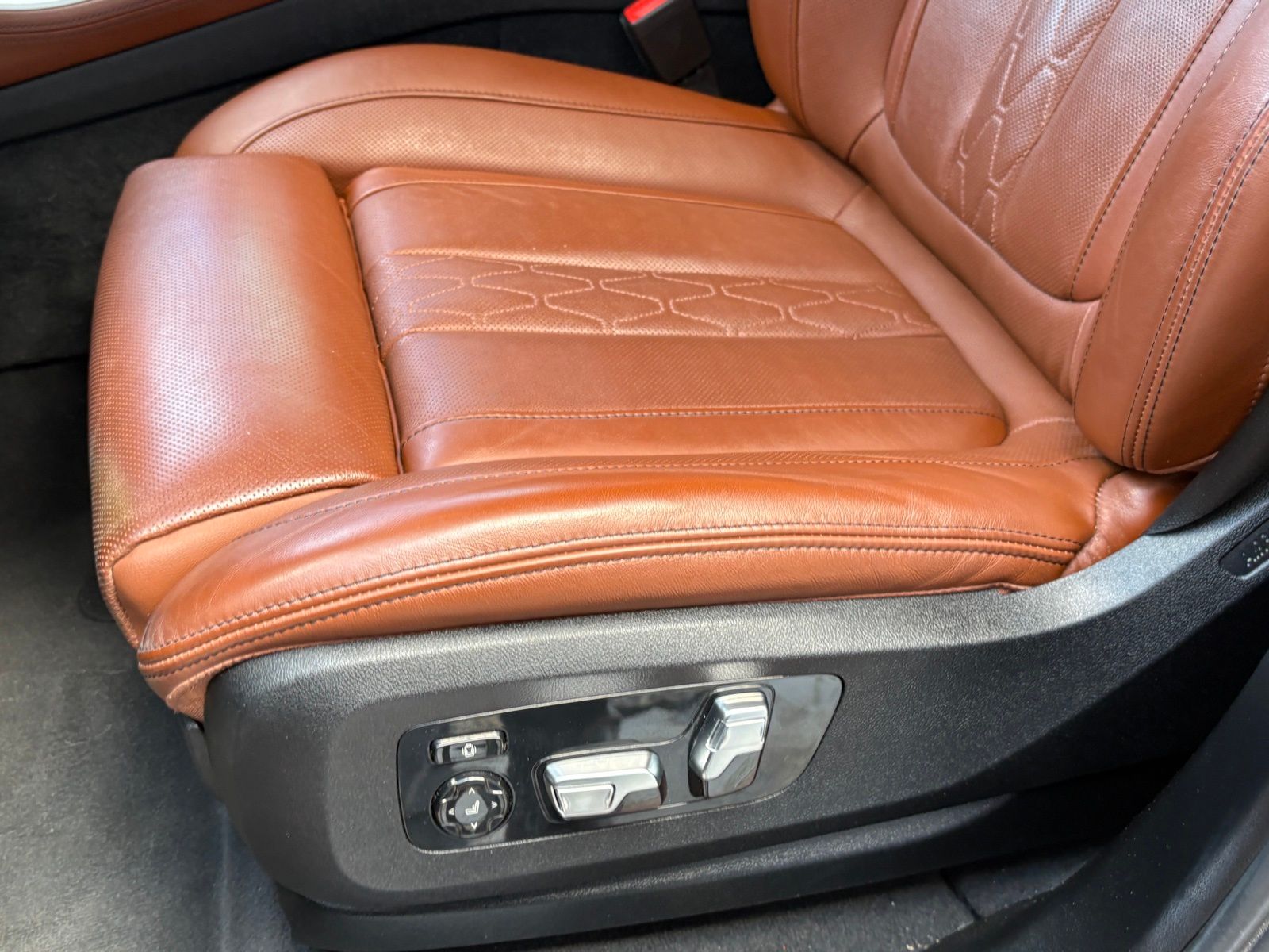 2023 BMW X5 thumbnail 39