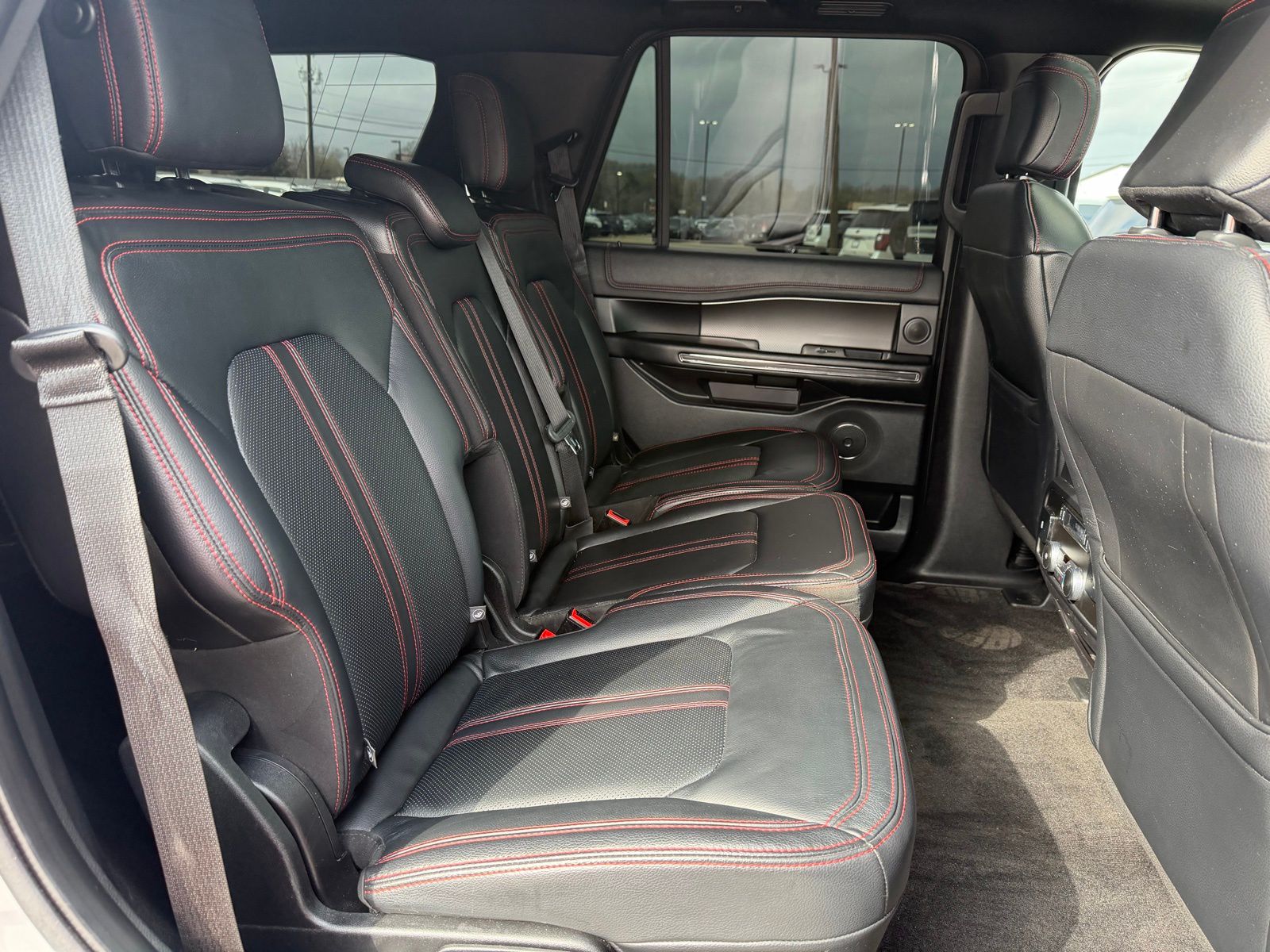 2019 Ford Expedition thumbnail 23