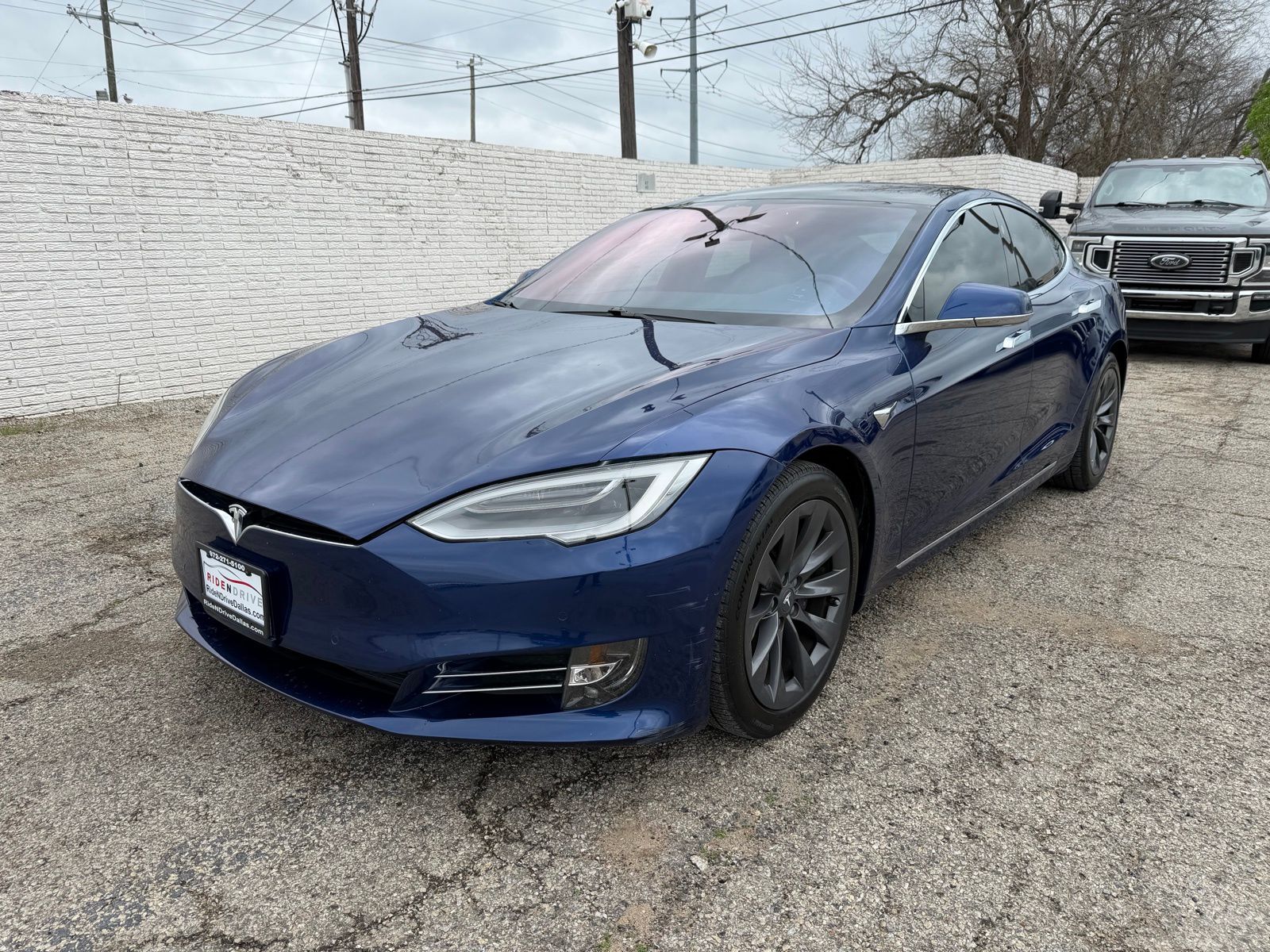 2020 Tesla Model S - Image 1