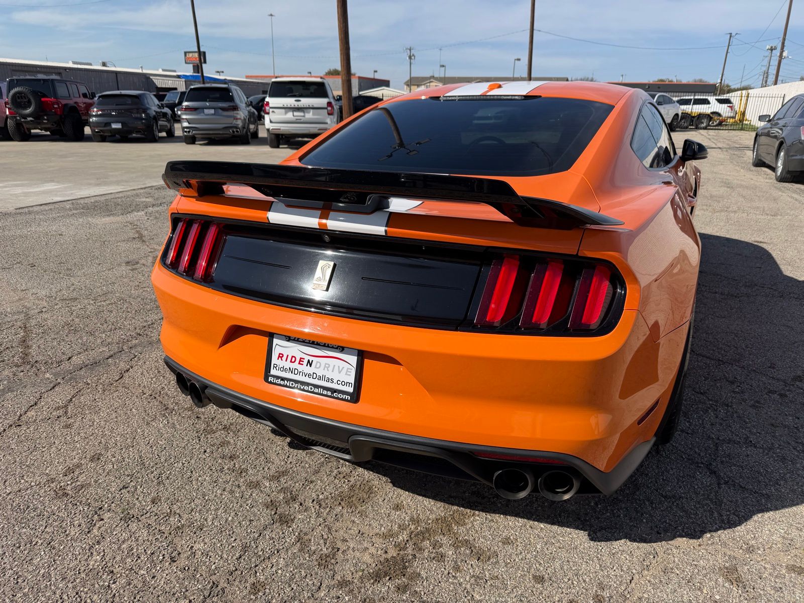 2020 Ford Mustang Shelby GT350 thumbnail 7