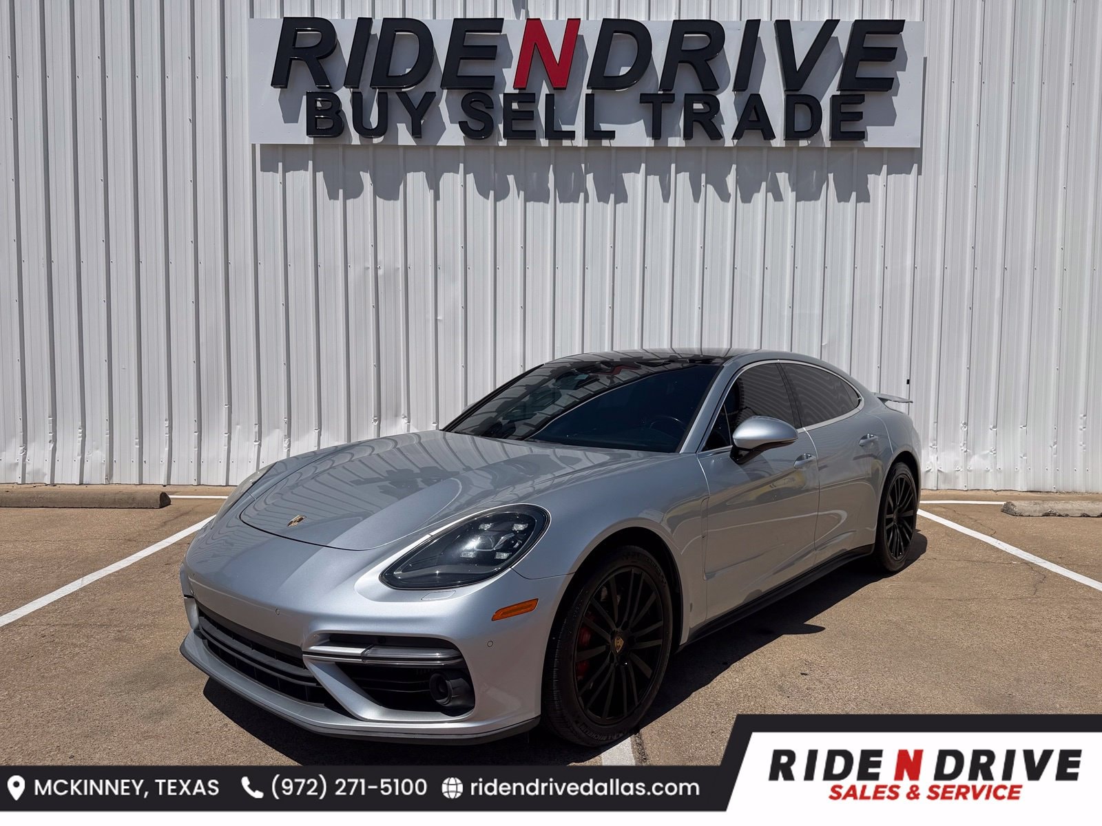 2017 Porsche Panamera Turbo