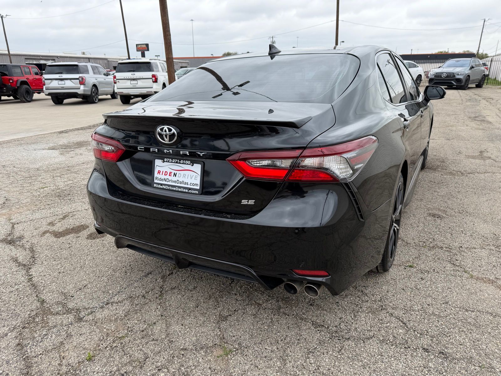 2021 Toyota Camry thumbnail 7