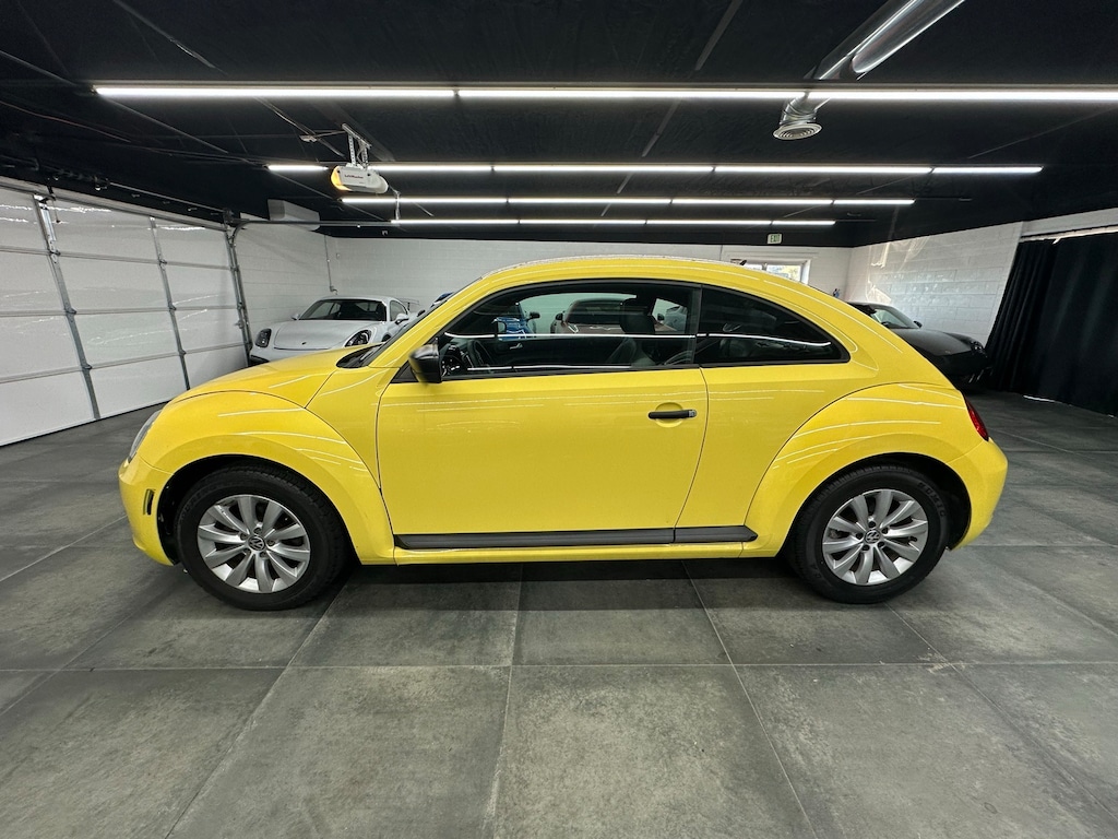 Used 2015 Volkswagen Beetle 1.8T Classic Coupe