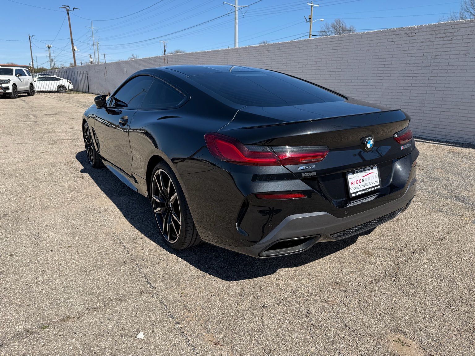 2023 BMW M850i thumbnail 5