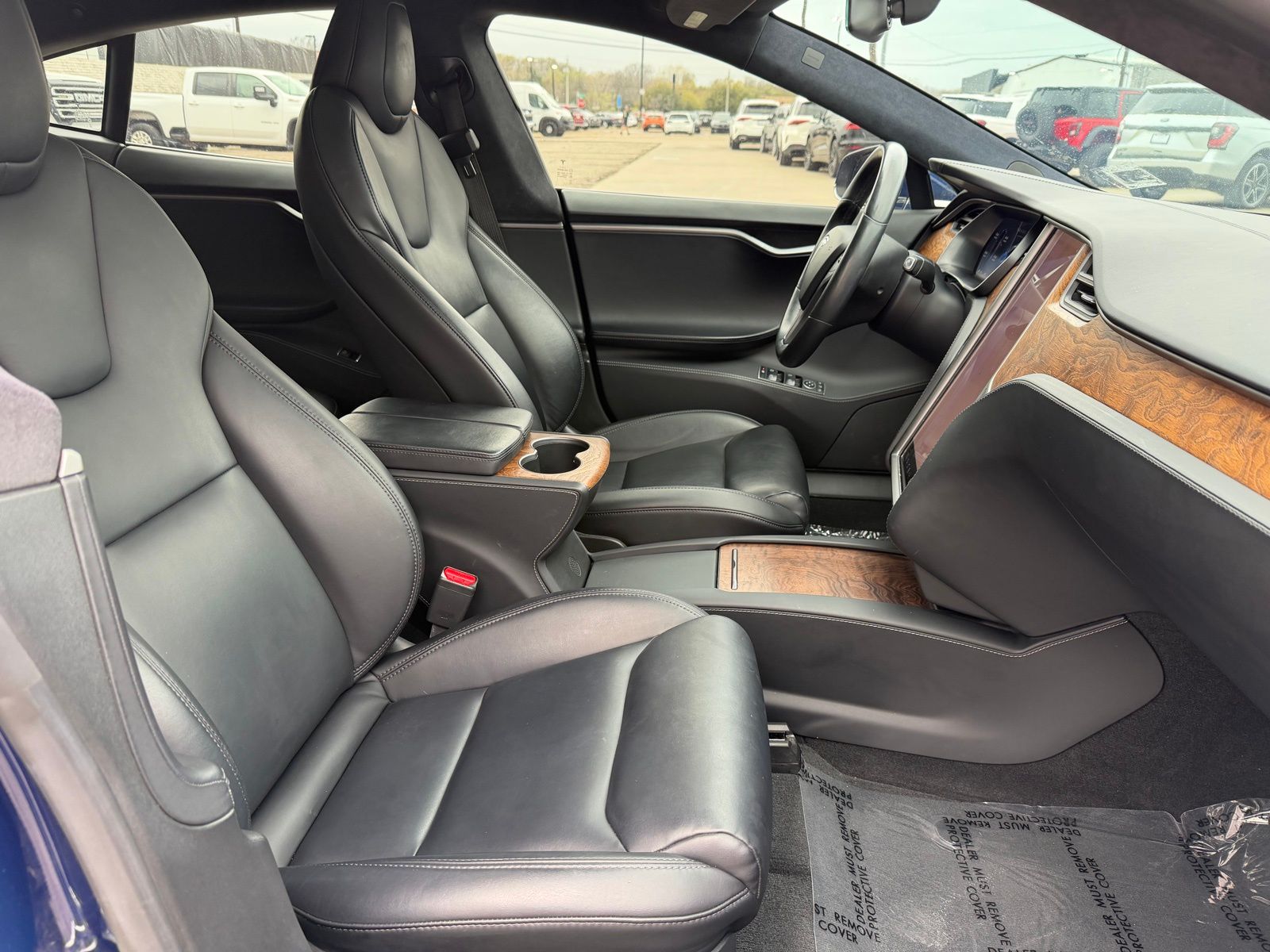 2020 Tesla Model S thumbnail 24