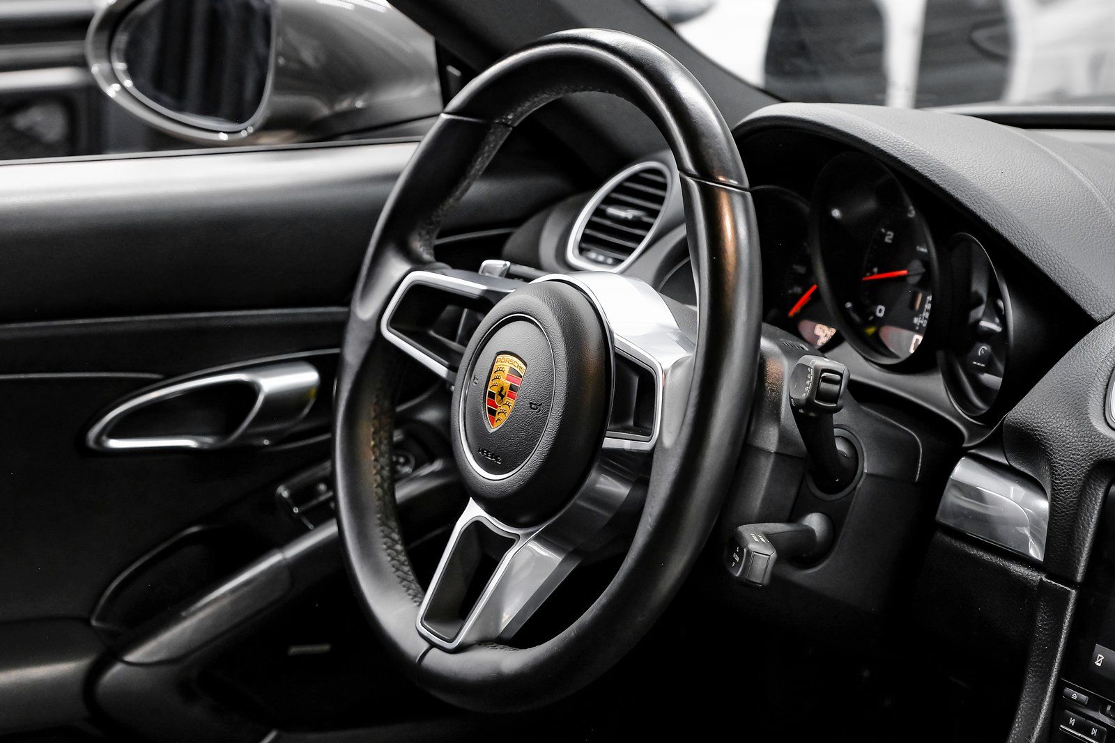 2022 Porsche 718 Cayman thumbnail 23