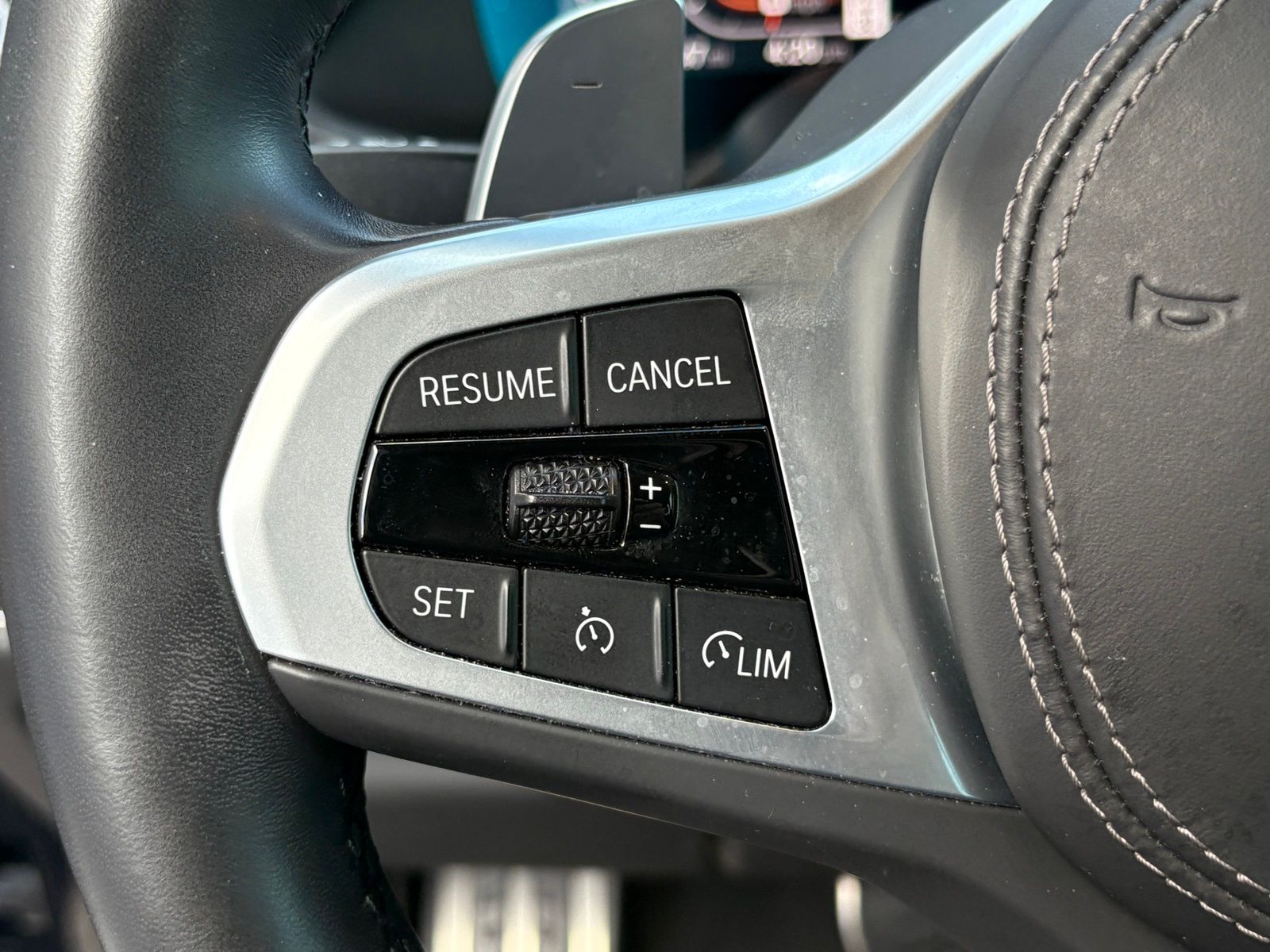 2023 BMW X5 thumbnail 21