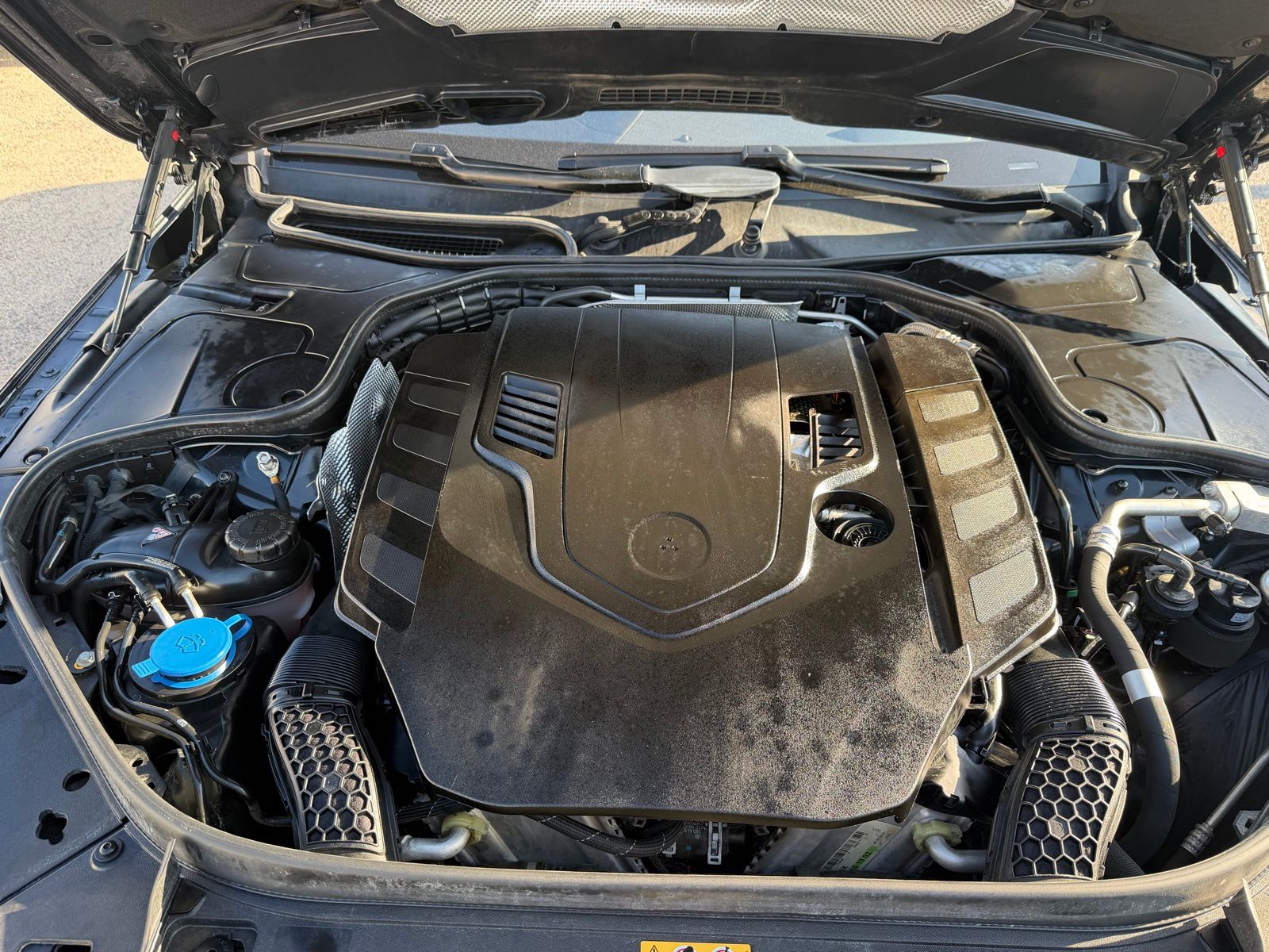 2020 Mercedes-Benz S-Class thumbnail 27