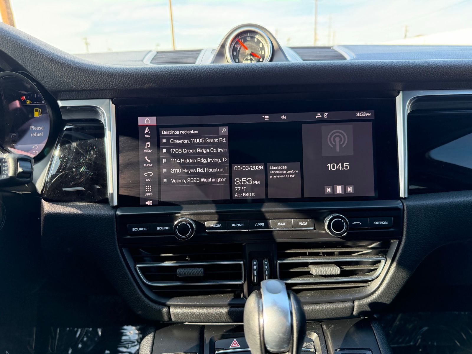 2020 Porsche Macan thumbnail 17