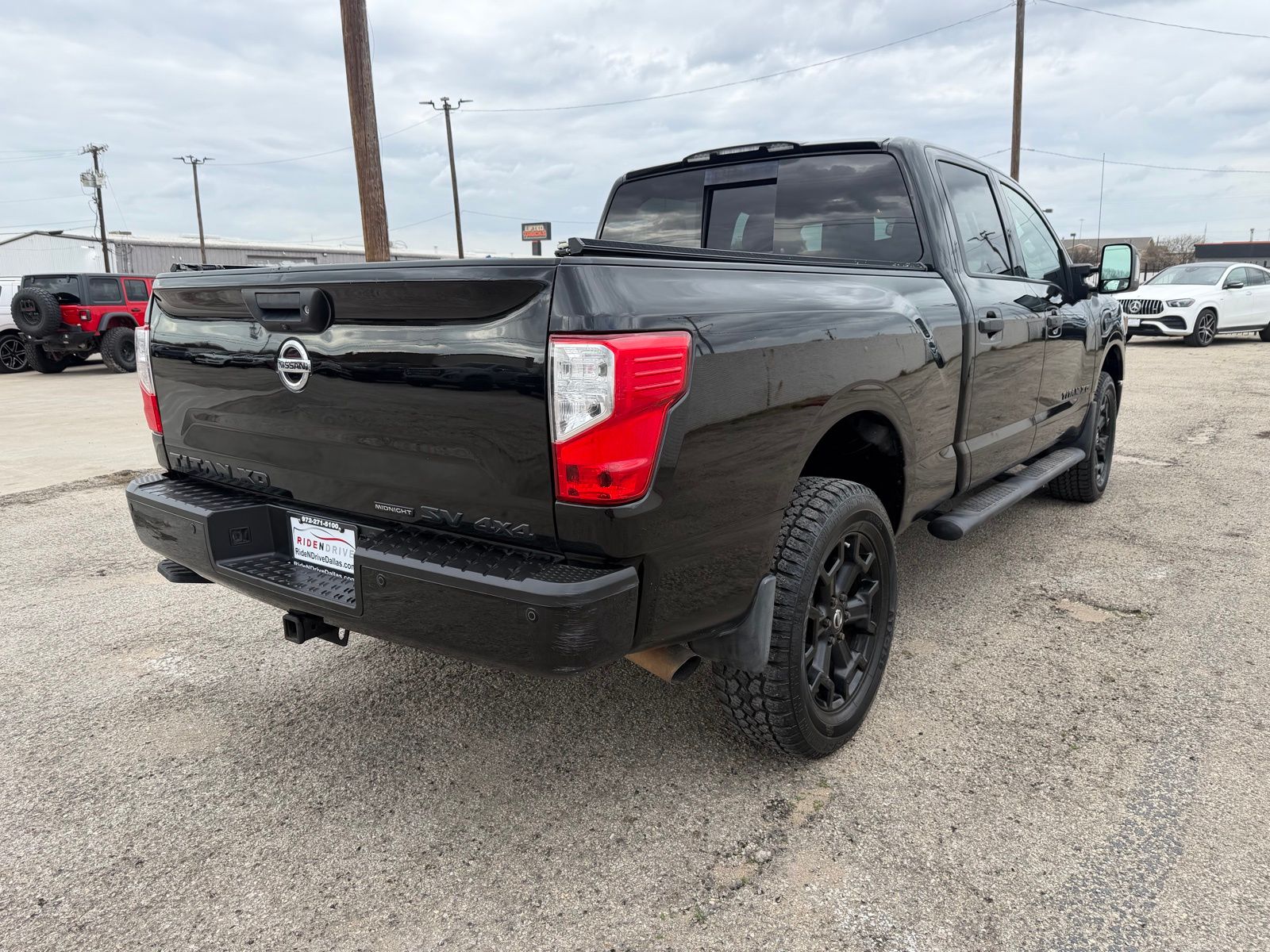 2018 Nissan Titan XD thumbnail 8