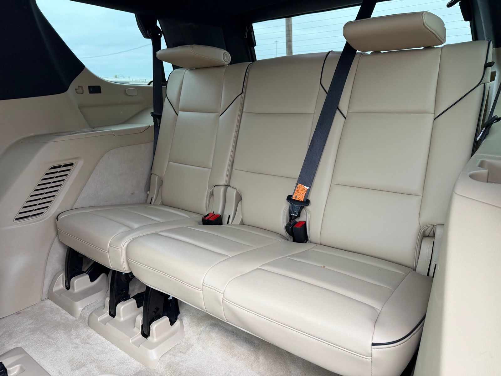 2022 CADILLAC Escalade thumbnail 23