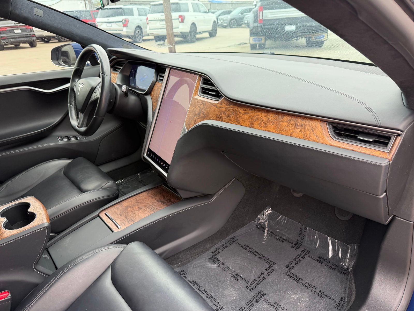 2020 Tesla Model S thumbnail 18