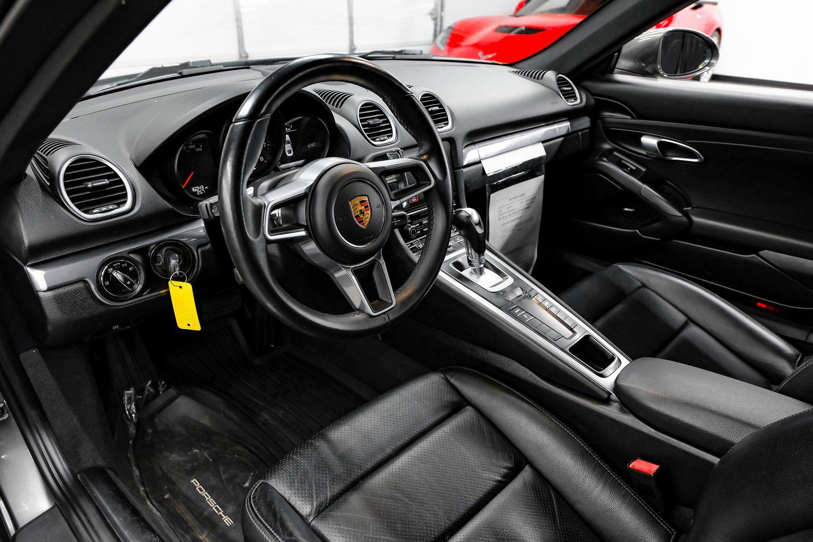 2022 Porsche 718 Cayman - Image 3