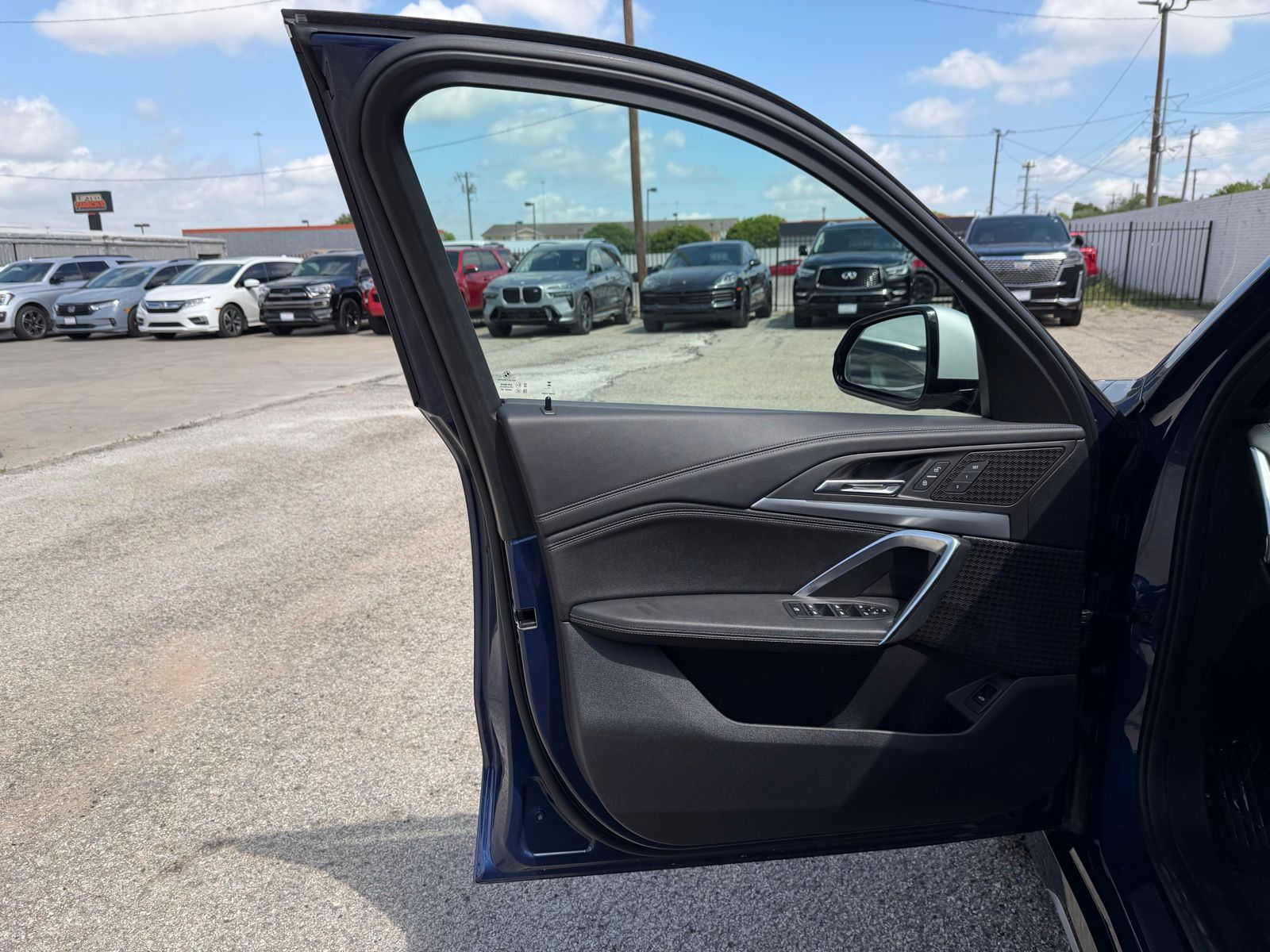 2023 BMW X1 28i - Photo 21