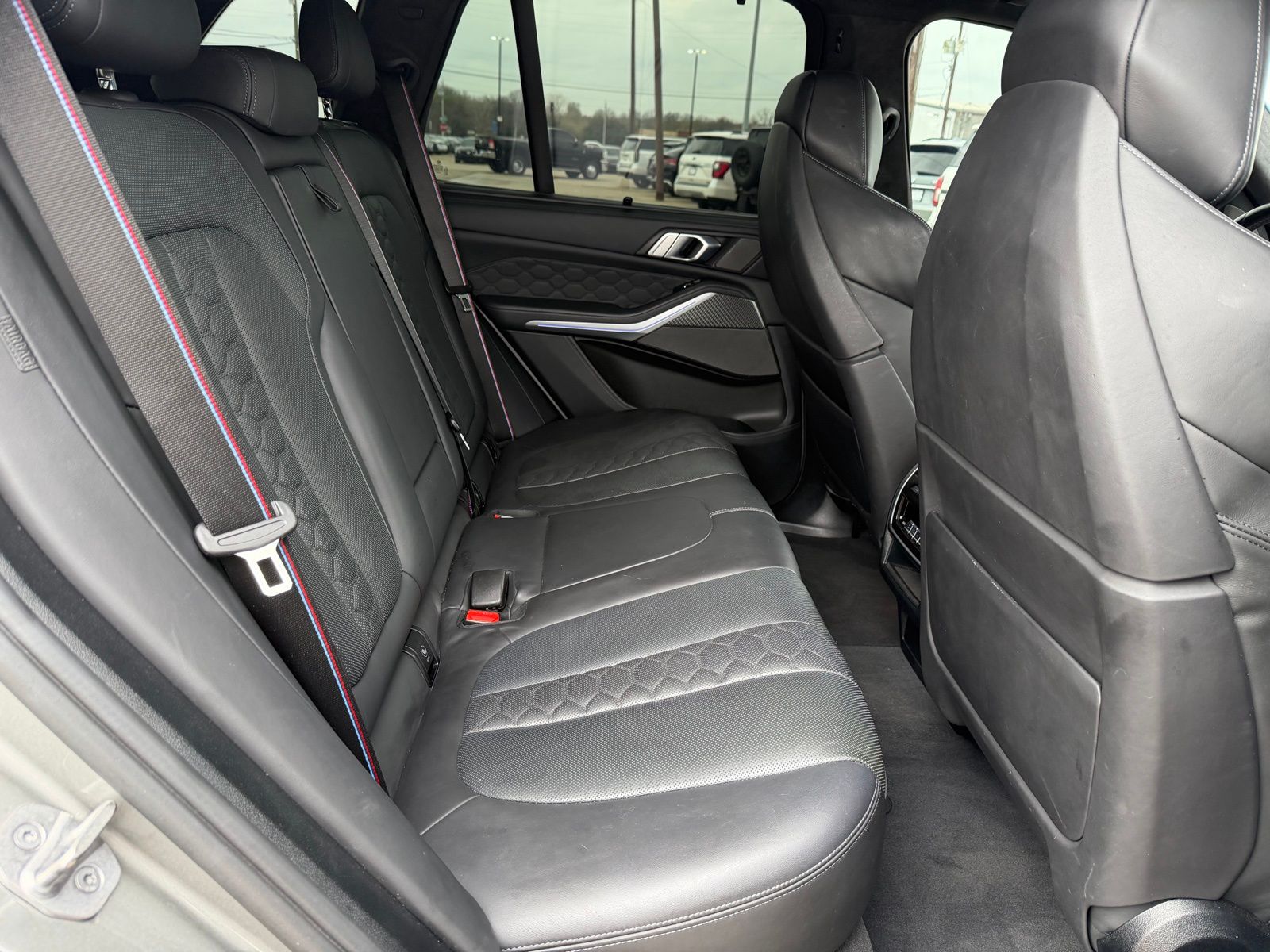 2022 BMW X5 M thumbnail 23