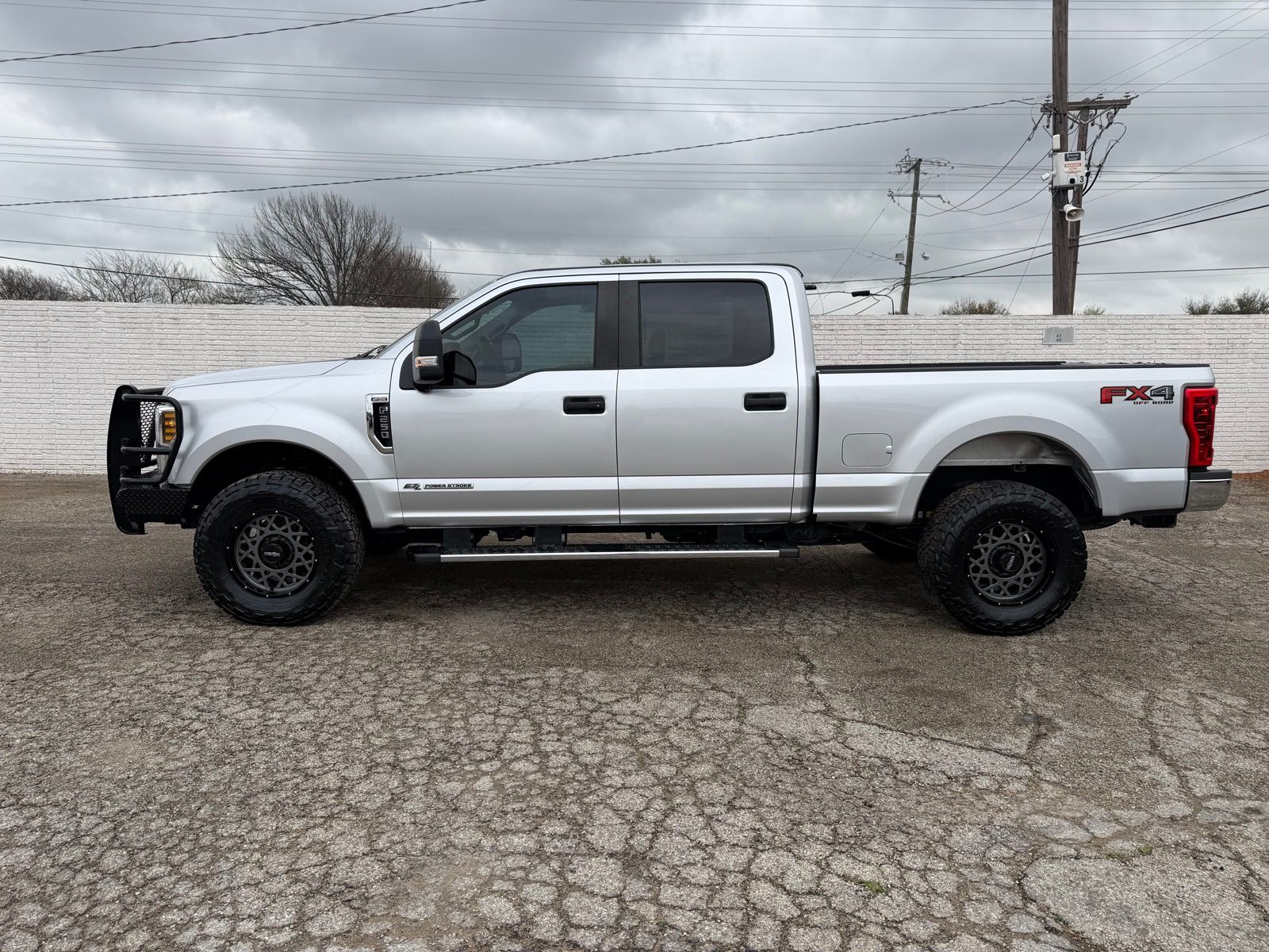 2019 Ford F-250 - Image 3