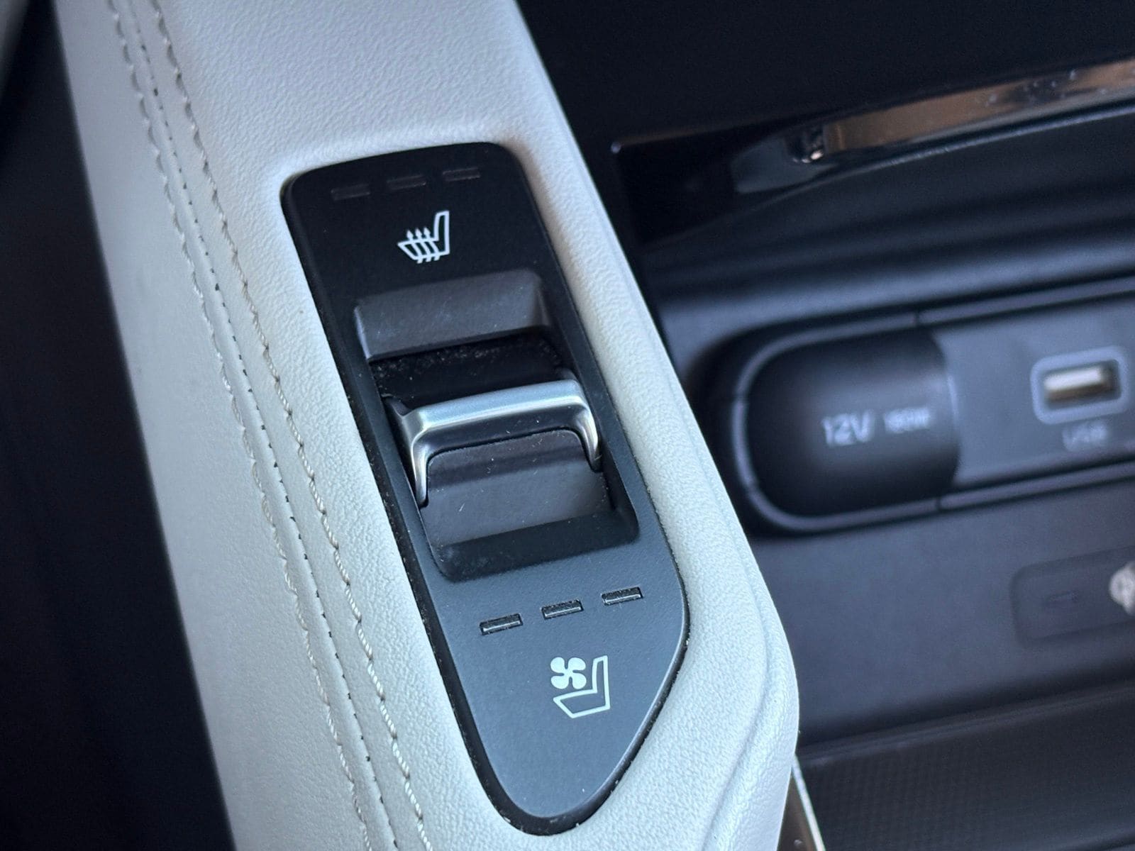 2021 Kia Telluride thumbnail 26