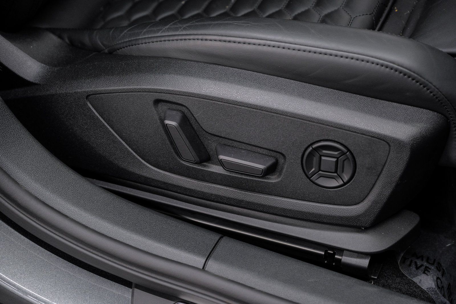 2024 Audi RS 3 Base - Photo 46