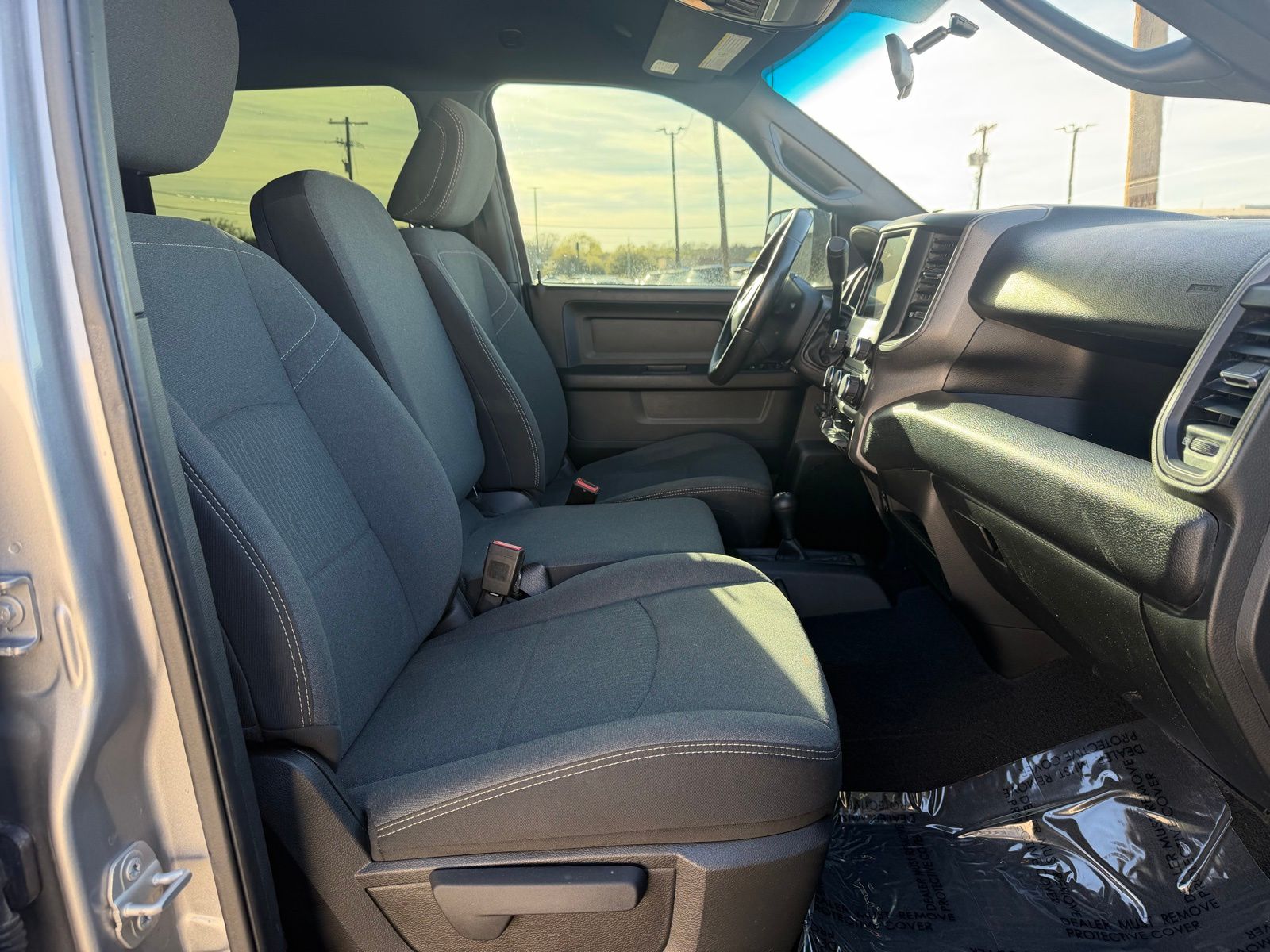 2022 Ram 2500 thumbnail 23