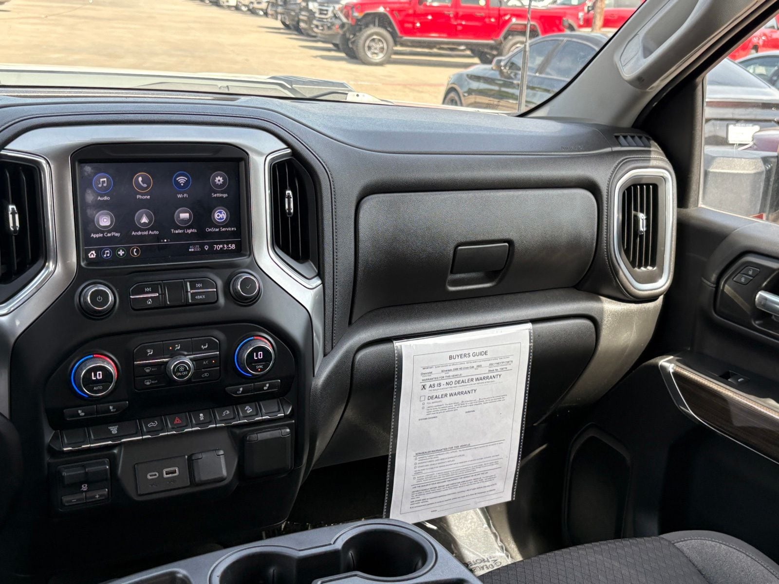 2023 Chevrolet Silverado 2500 HD thumbnail 18